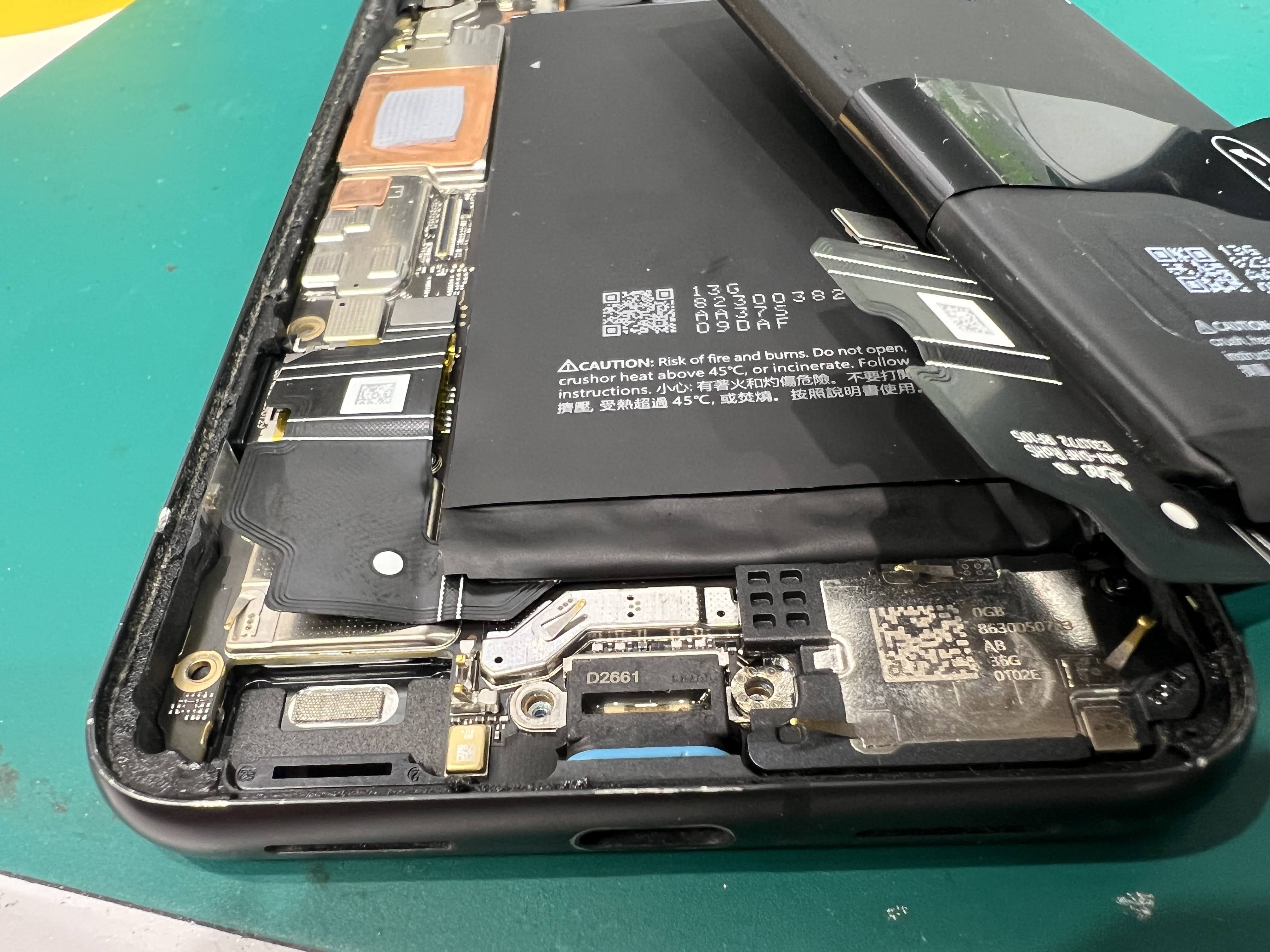 Pixel8 バッテリー交換修理のご依頼