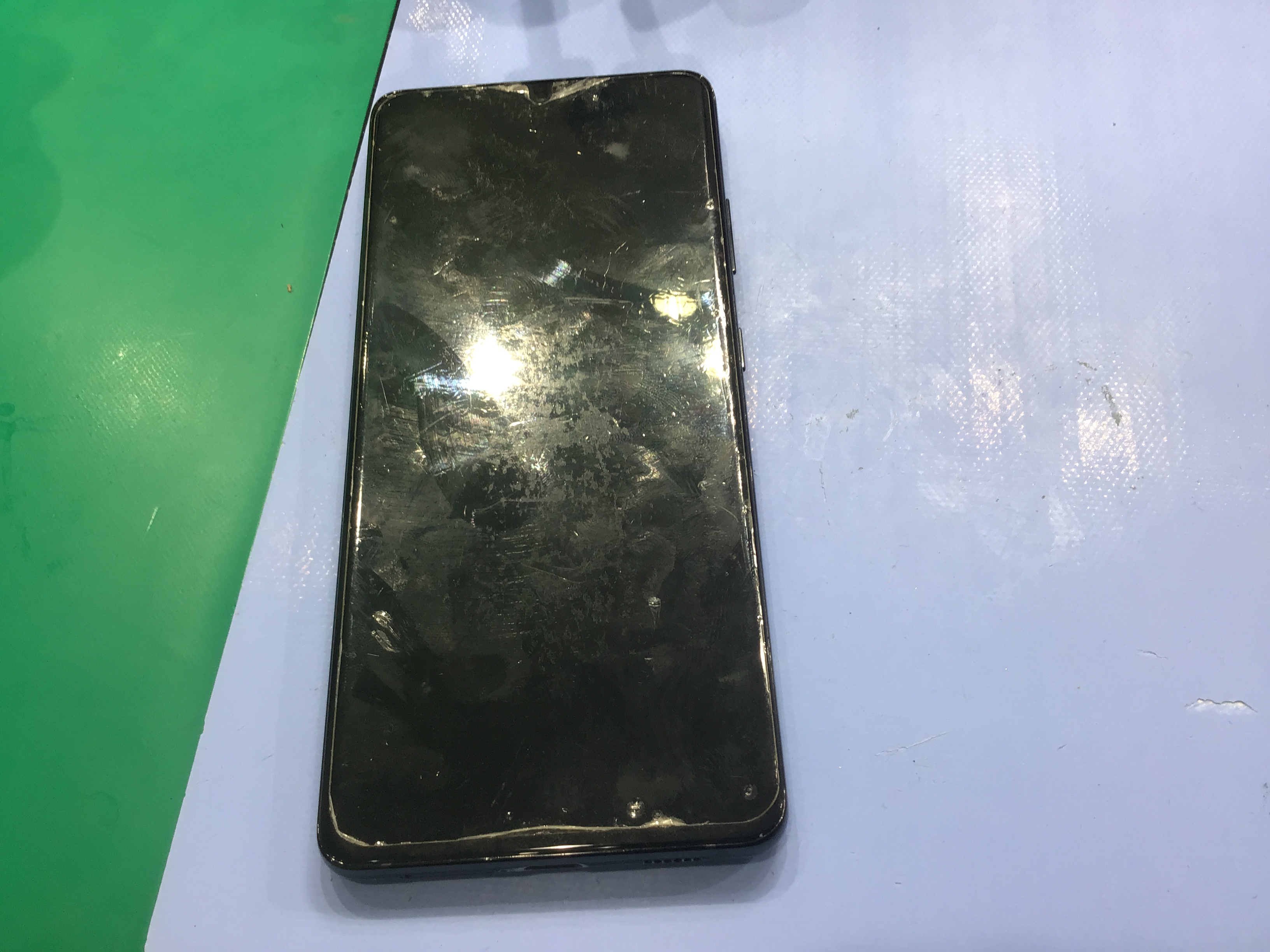 GalaxyS21ultra5Gの修理はデータそのまま・最短即日修理のスマホ修理工房西八王子店にご相談ください！！