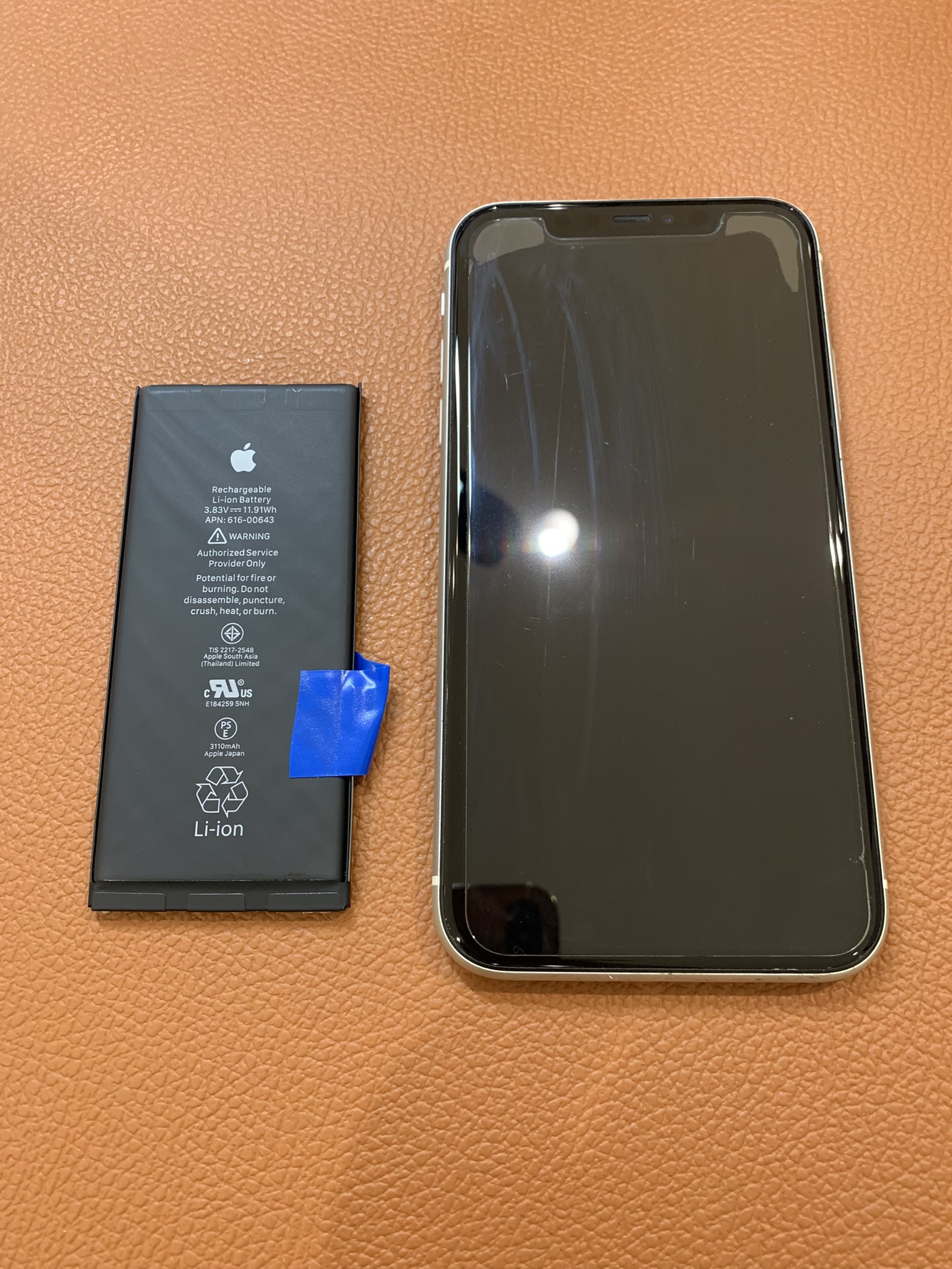 バッテリーの減りが早くなってしまったiPhone11（アイフォン）バッテリー交換を承りました！！