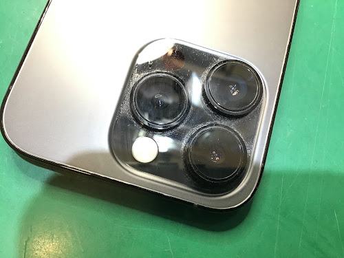 iPhoneの画面が割れた…電池の減りが早すぎる…そんなお悩み、スマホ修理工房が解決します！