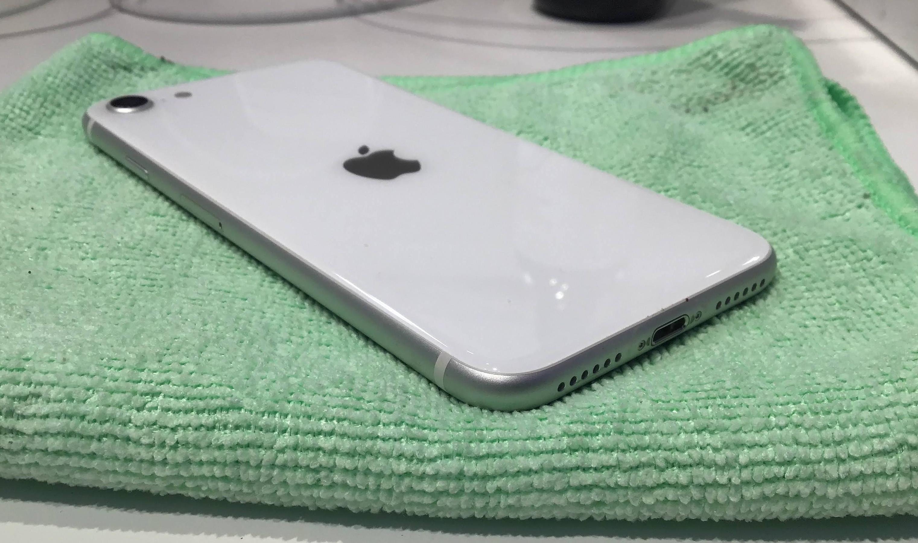 【iPhoneSE 第2世代】バッテリー交換をさせていただきました｜スマホ修理工房 秋津店