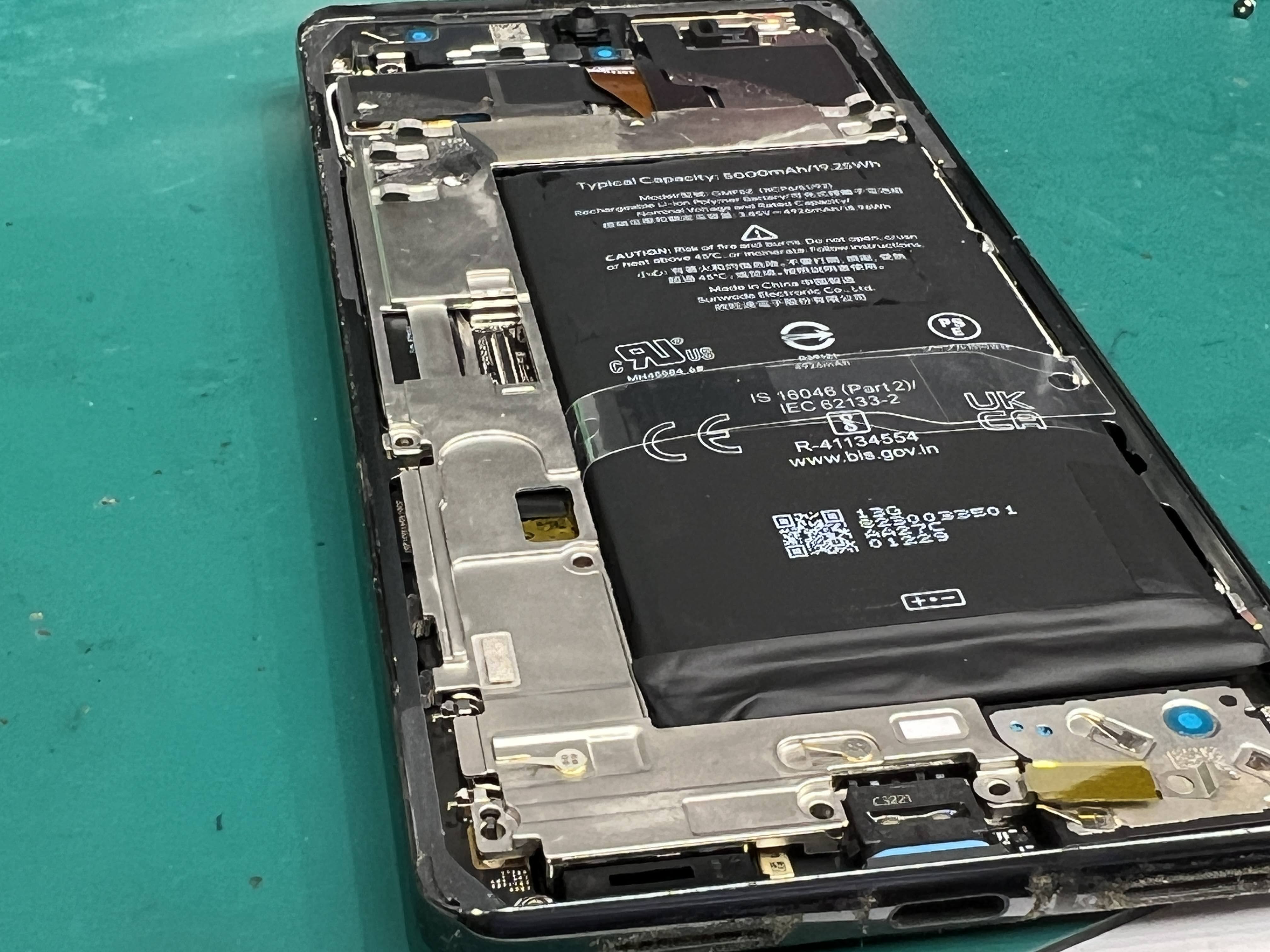 Pixel7Pro バッテリー膨張による交換修理