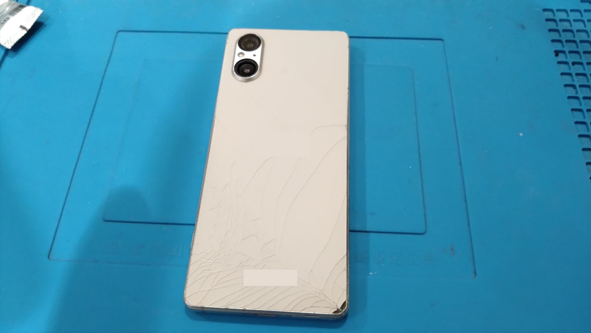 Xperia５Ⅴ（エクスペリア）背面交換修理を承りました！