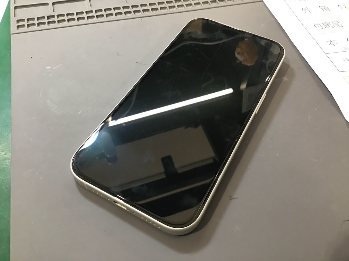 iPhone16の画面交換ならデータそのまま修理可能なスマホ修理工房八王子オクトーレ店へ！