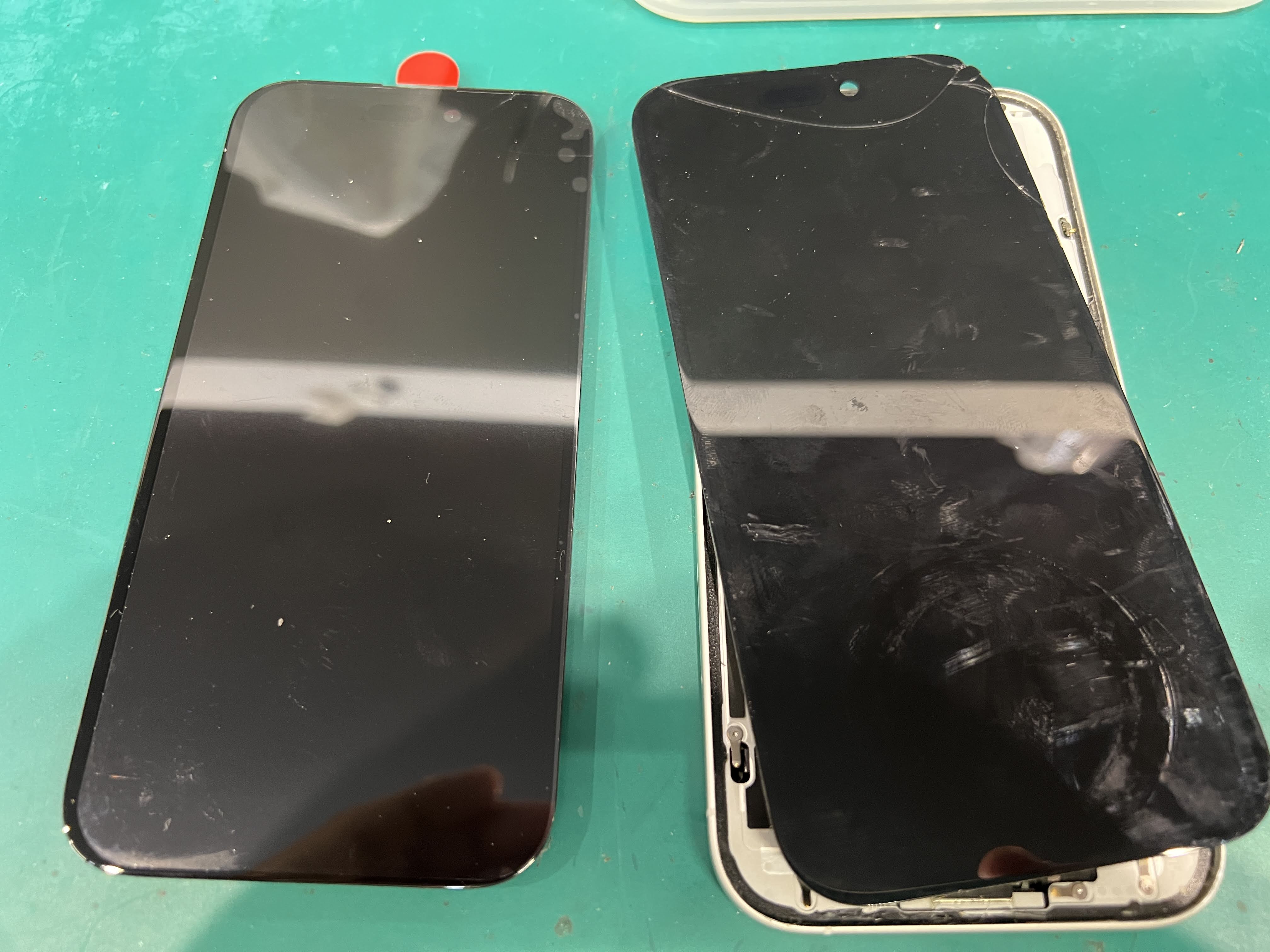 iPhone16 画面が映らない症状での修理事例