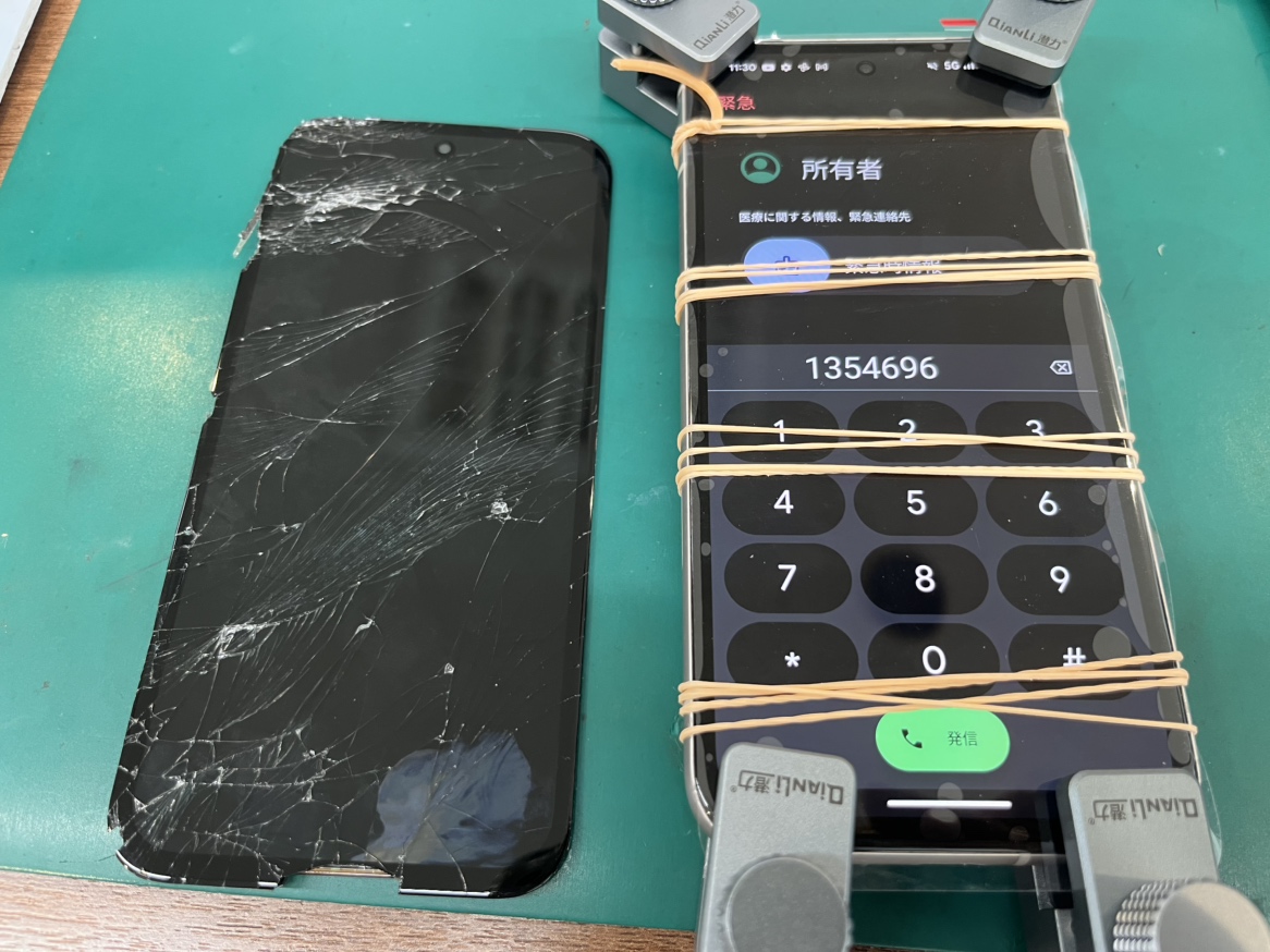【Google Pixel 8a】画面割れて液晶が映らない、当店へおまかせください！