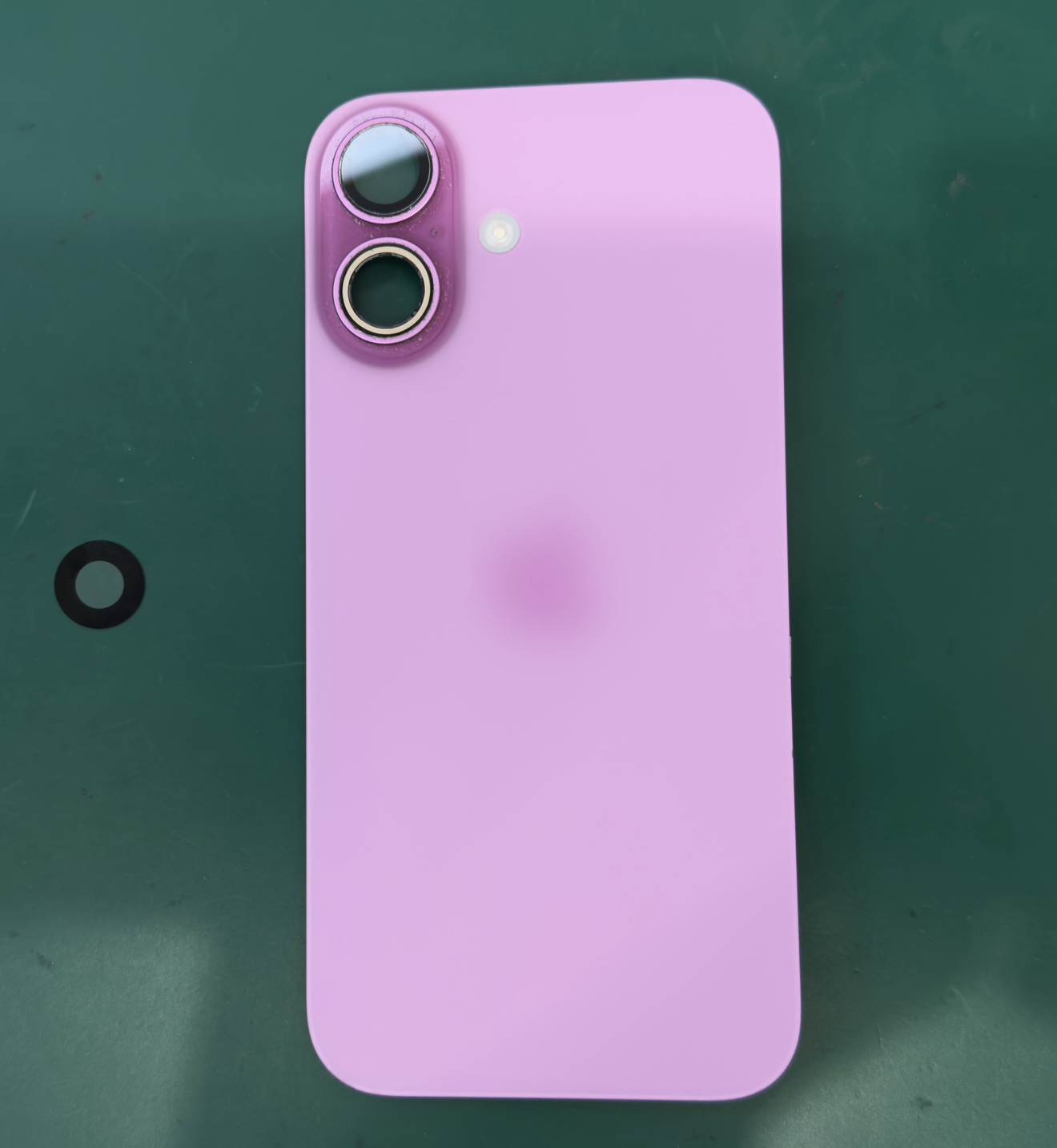 iPhone16（アイフォーン16）リアカメラカバーガラス交換【中央林間店】