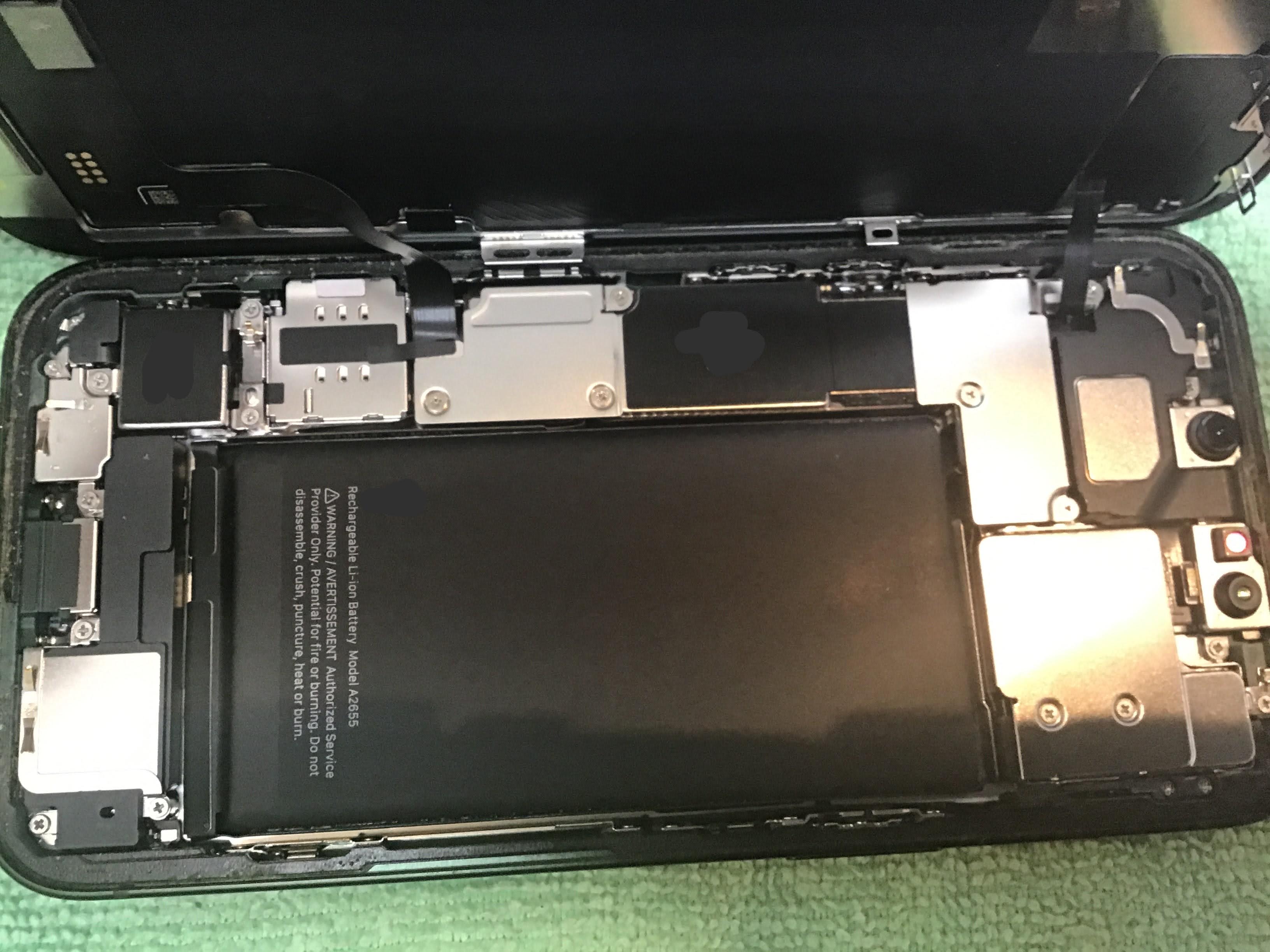 iPhone13のバッテリー交換は、データそのまま・即日修理のスマホ修理工房京王聖蹟桜ヶ丘ショッピングセンターB館店へ！
