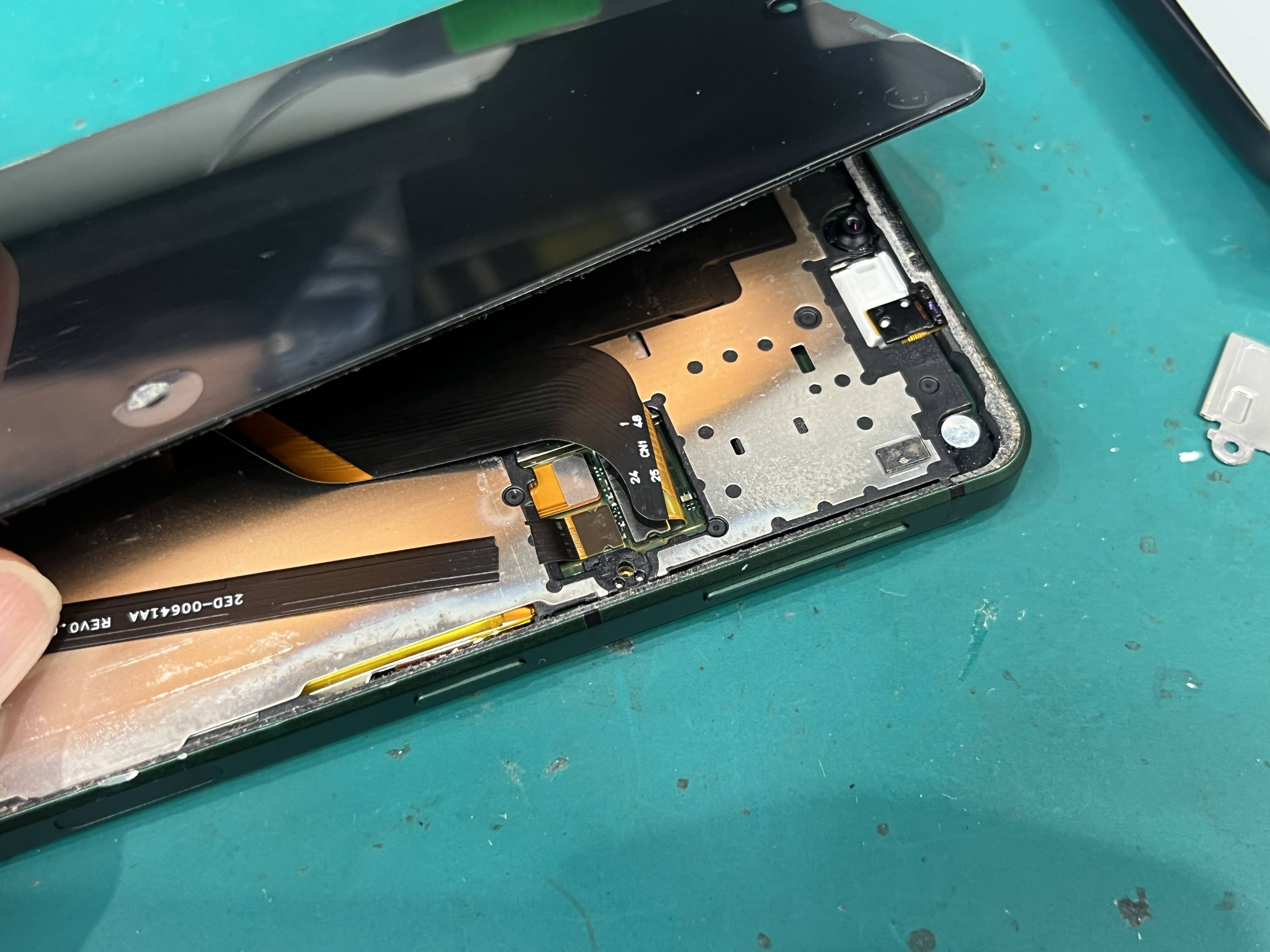 AQUOS sense7（アクオス）画面交換修理！タッチ不良も90分でしっかり復旧！