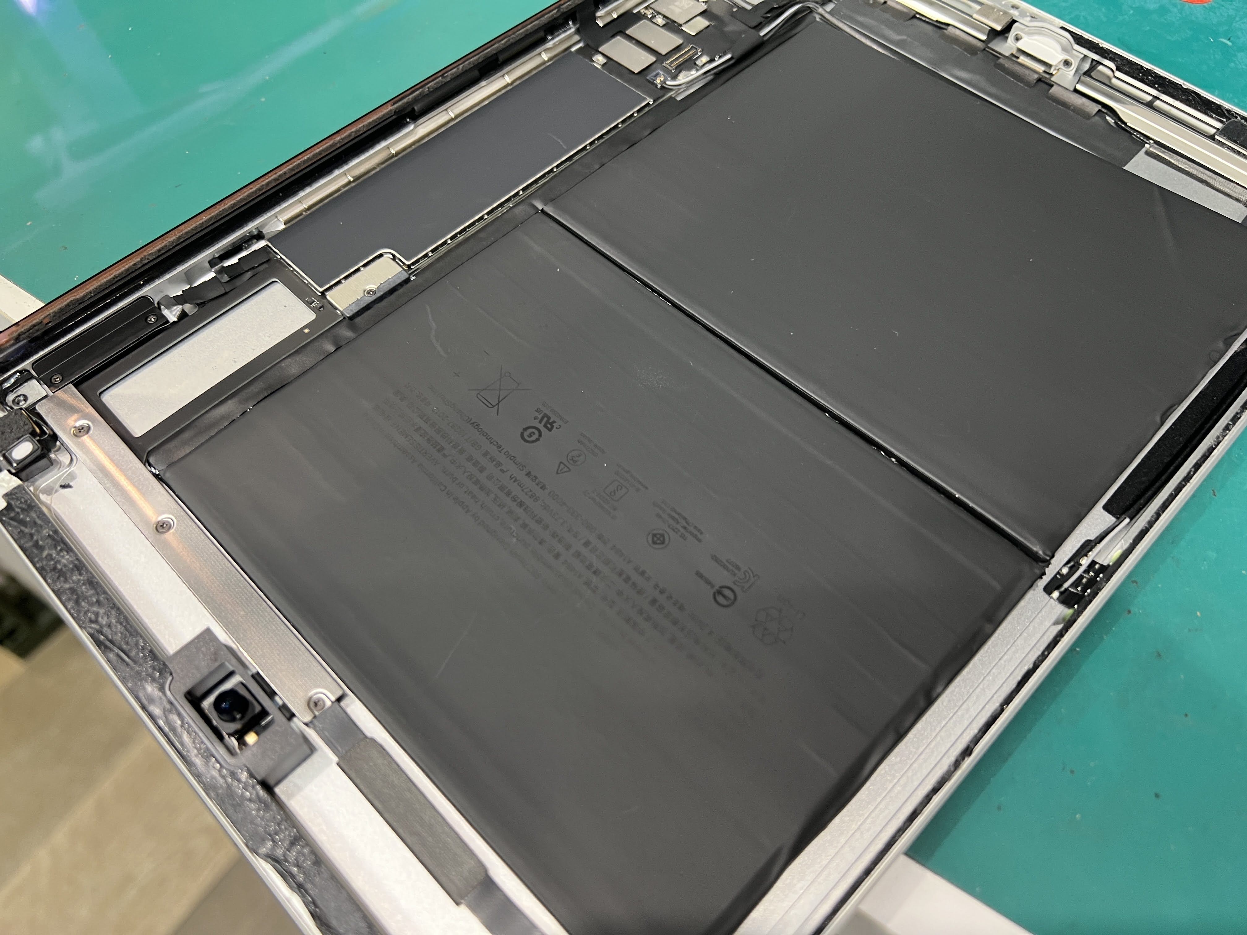 iPad9 充電の減りが気になる｜バッテリー交換で改善しました