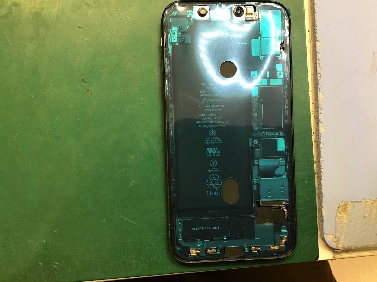 iPhone11のバッテリー交換ならデータそのまま修理可能なスマホ修理工房秋津店へ！