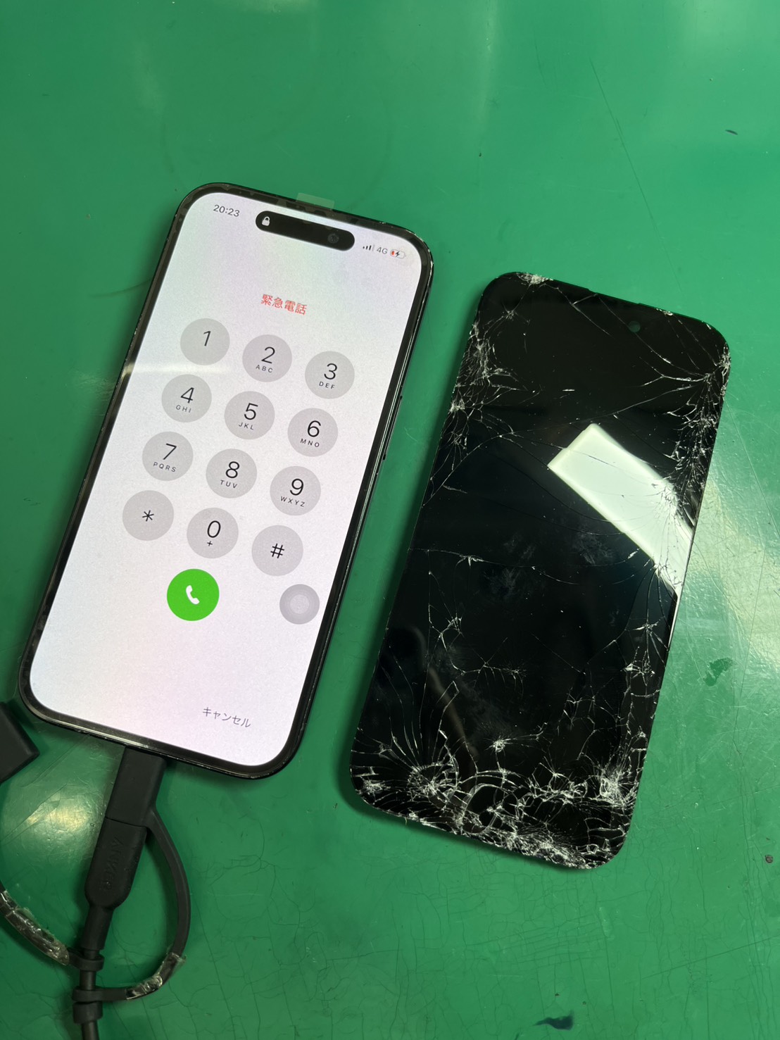 画面がバキバキに！iPhone 15(アイフォン)画面交換【スマホ修理工房大井町店】