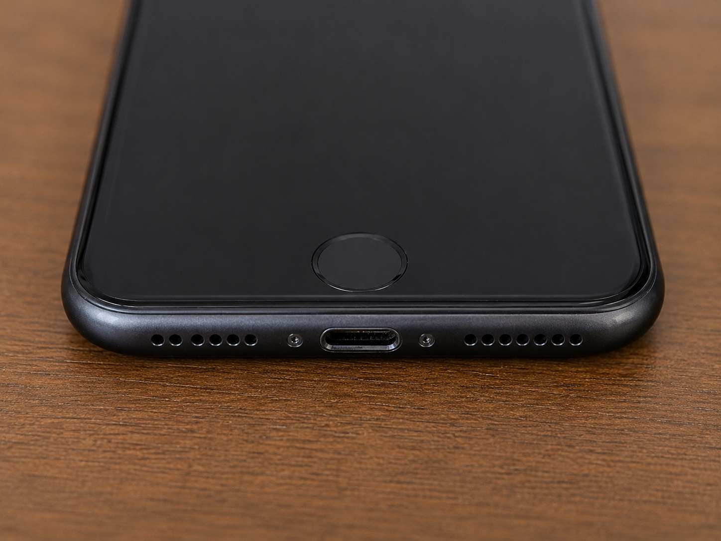 iPhoneXR（アイフォーン）のドックコネクタの修理は、iPhone修理工房伊勢崎店へ