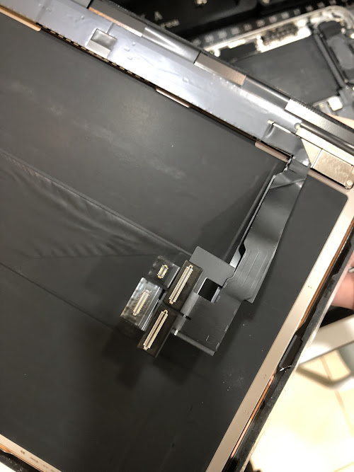 iPadのバッテリー交換なら、スマホ修理工房港北TOKYU S.C.！