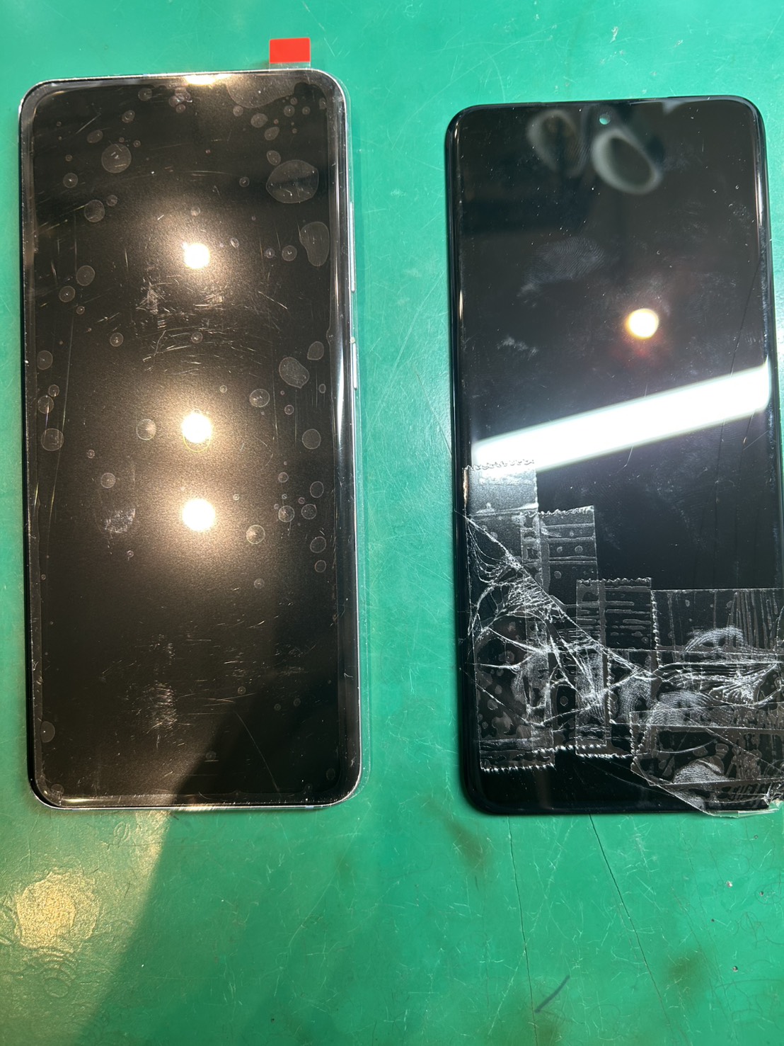 画面が点かなくなってしまった、、、 GalaxyS20 画面交換修理【スマホ修理工房ミーツ国分寺店】