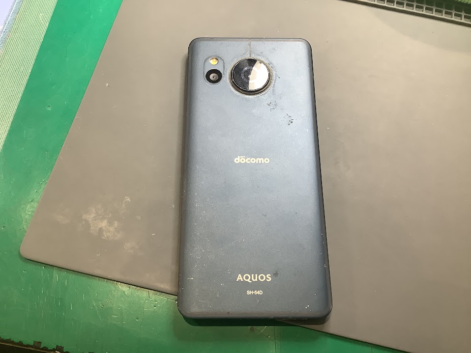 AQUOSsense8のバッテリー交換ならデータをそのまま・最短即日修理のスマホ修理工房橋本店へ