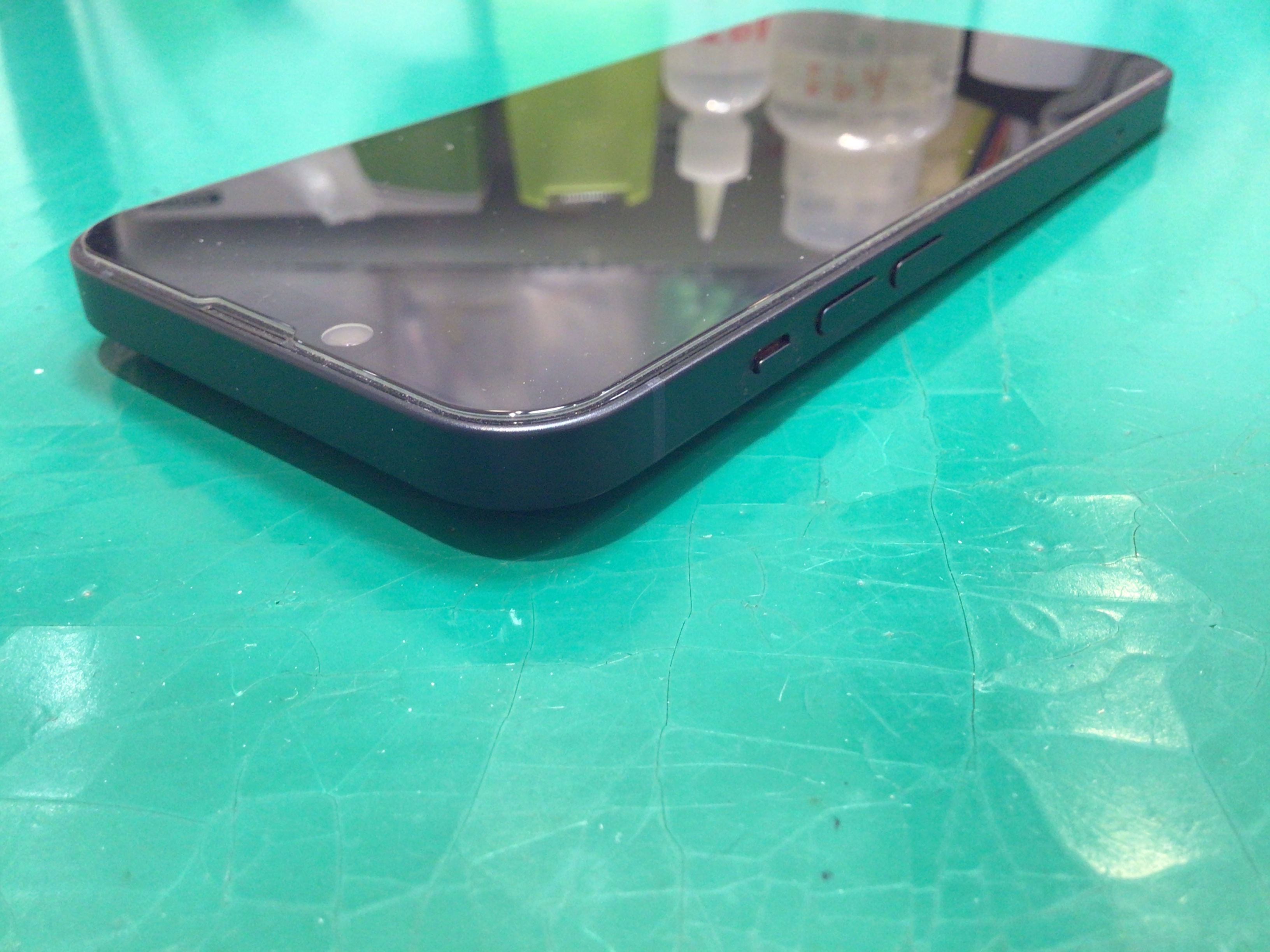 iPhone12ProMaxならデータそのまま修理可能なスマホ修理工房町田モディ店へ！