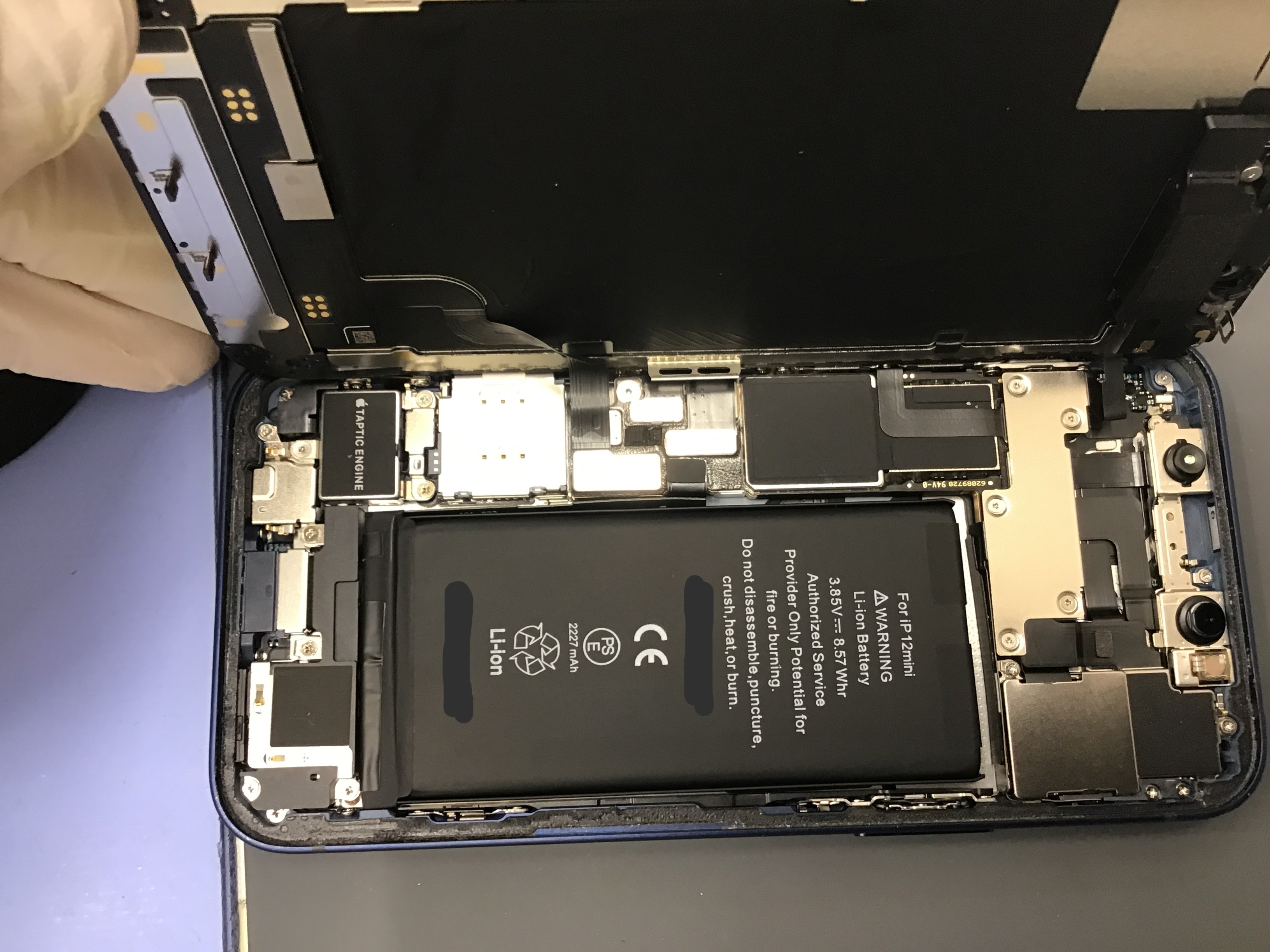 修理　データをそのまま・最短即日修理のスマホ修理工房八王子オクトーレ店にご相談ください！