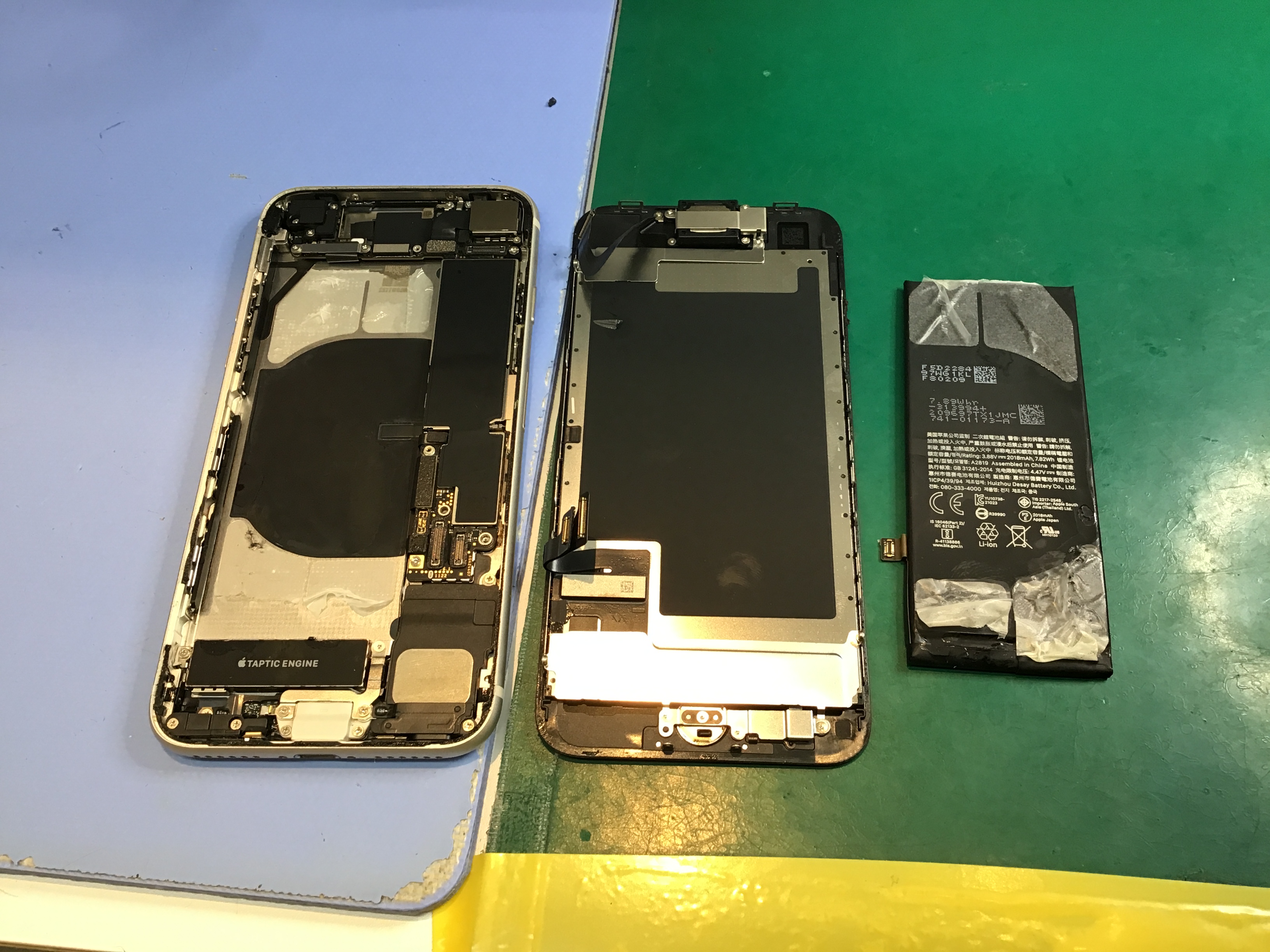 iPhoneSE2のバッテリー交換は、データそのまま・即日修理のスマホ修理工房京王聖蹟桜ヶ丘ショッピングセンターB館店へ！
