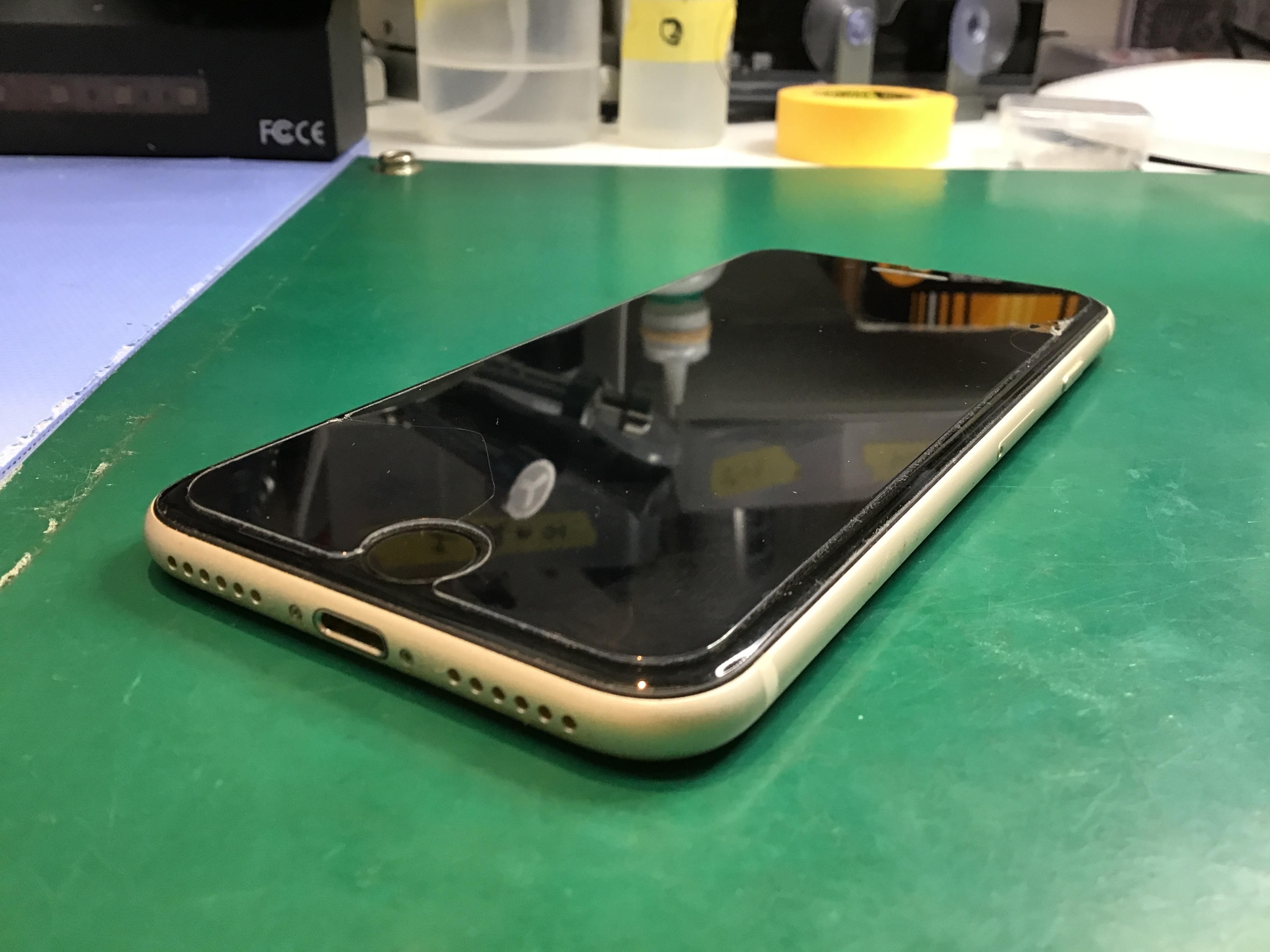 iPhoneSE2のバッテリー交換は、データそのまま・即日修理のスマホ修理工房京王聖蹟桜ヶ丘ショッピングセンターB館店へ！