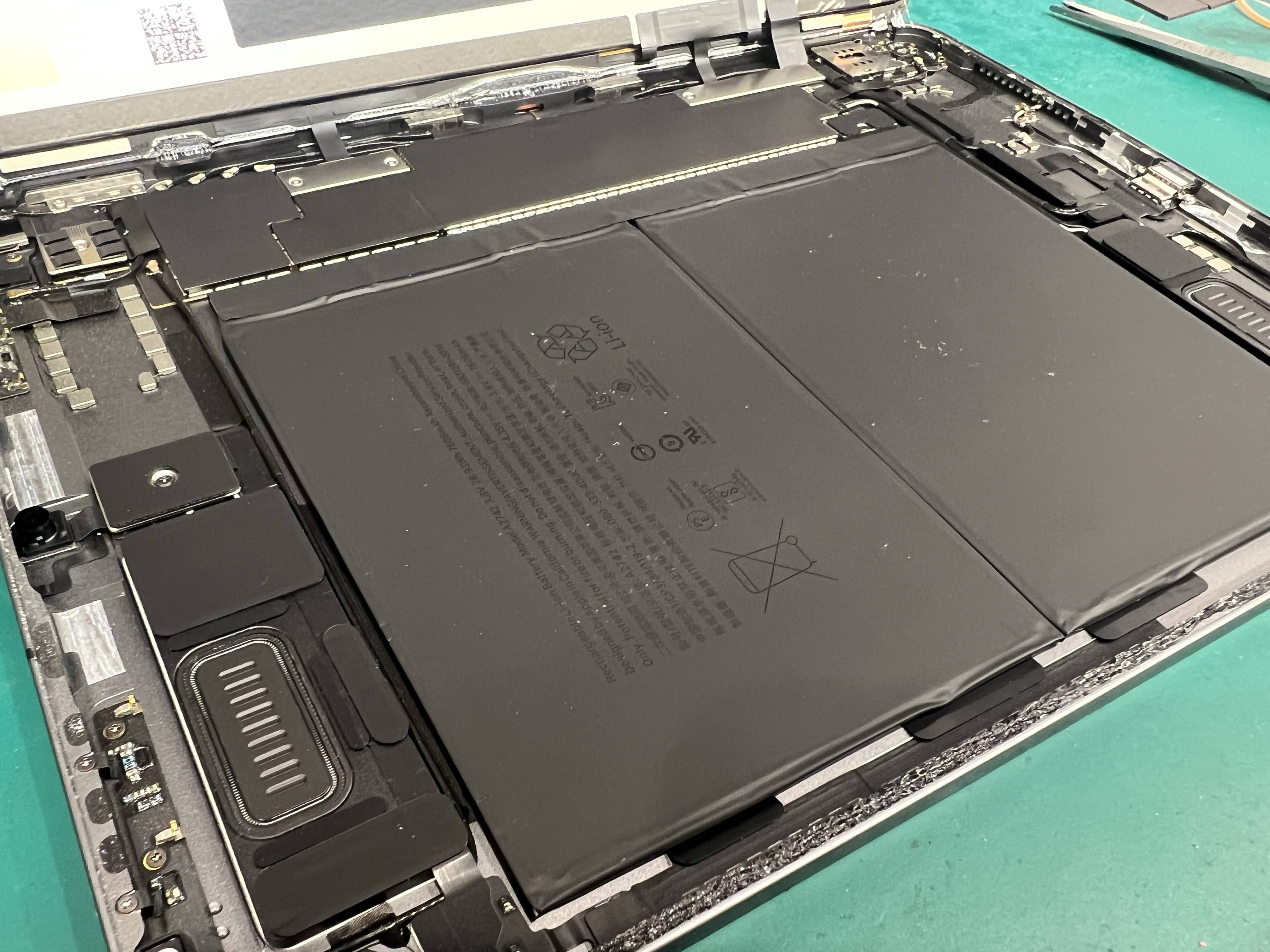 iPad Air5 バッテリーの減りが気になる｜バッテリー交換修理事例