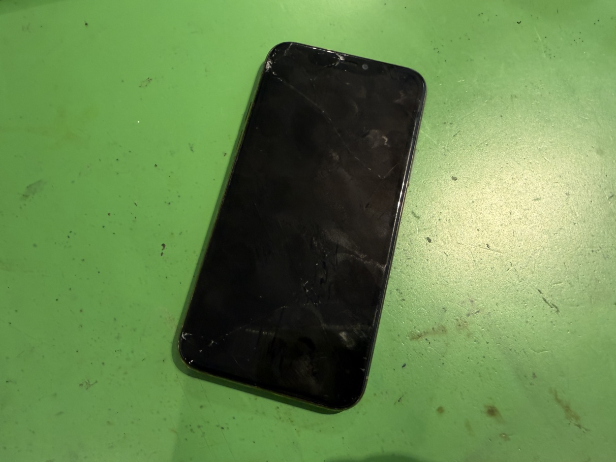 iPhone11Proの画面修理もまだまだご対応可能です！