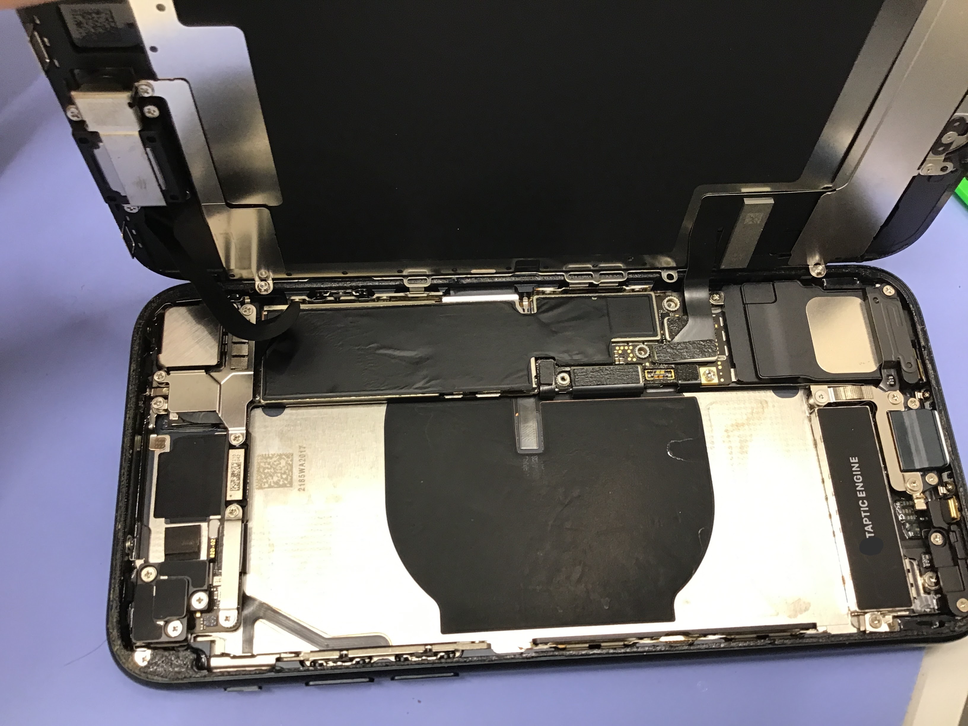 八王子駅直結】iPhone 12 Pro Maxの充電口・接触不良は即日修理可能