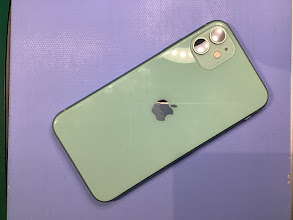 iPhone11の画面交換ならデータをそのまま・最短即日修理のスマホ修理工房ラザウォーク甲斐双葉店へ