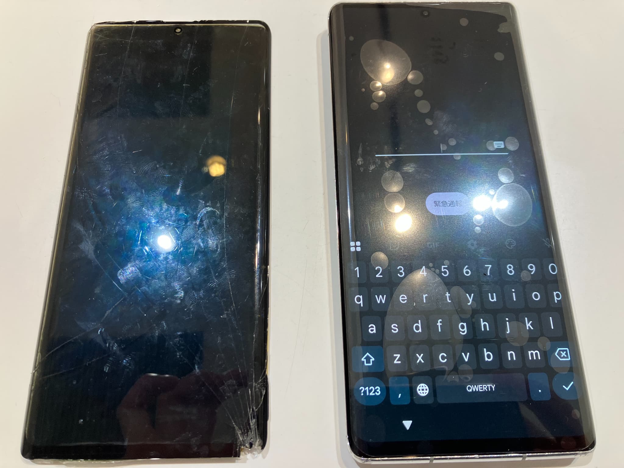 AQUOS R6の落として割れてしまった画面の交換修理をいたしました！　-スマホ修理工房浦和パルコ店-