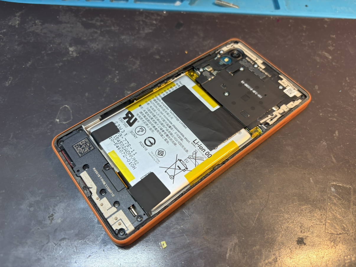 Xperia Ace IIIのスリープボタンが反応しない・・・！