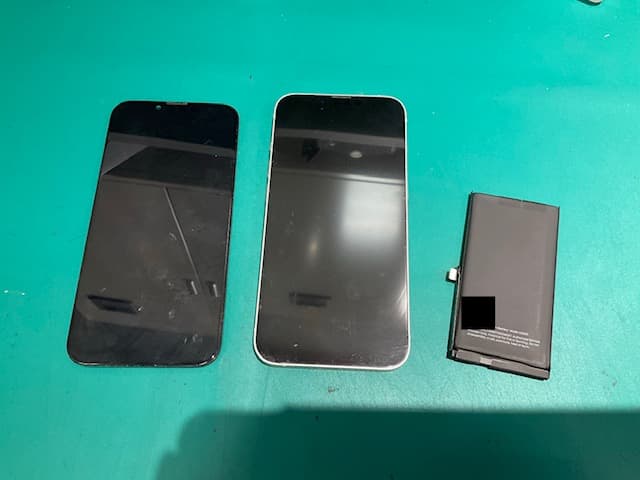 朝霞市でiPhone13の画面＆バッテリー交換なら、スマホ修理工房北朝霞店へ！！