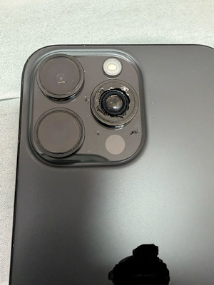 iPhone15ProMax(アイフォンフィフティーンプロマックス) カメラレンズ割れ修理 【江古田店】