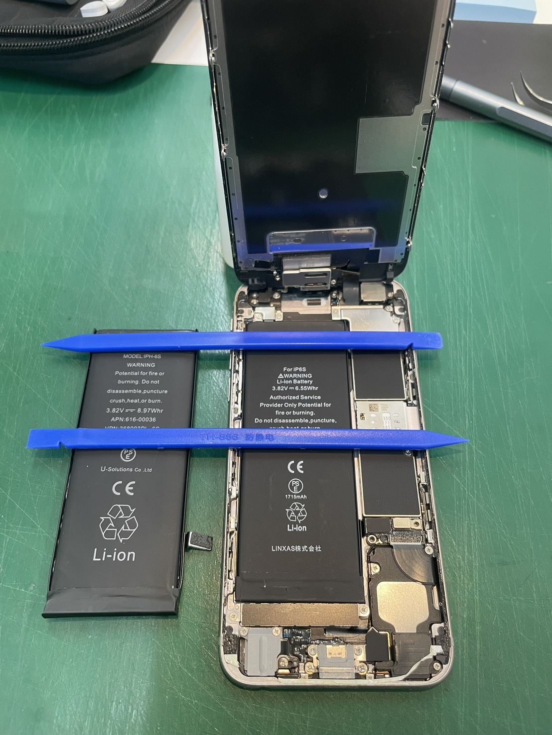 朝霞市でiPhone6sのバッテリー交換なら、スマホ修理工房北朝霞店へ！！