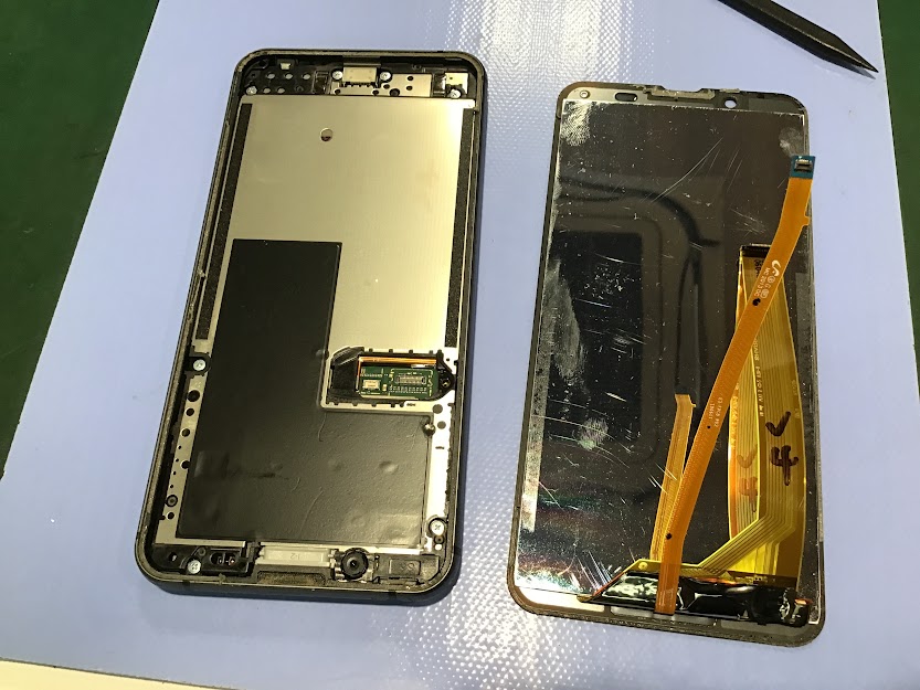 【arrows】画面割れによる画面交換修理を行いました！【スマホ修理工房 秋津店】