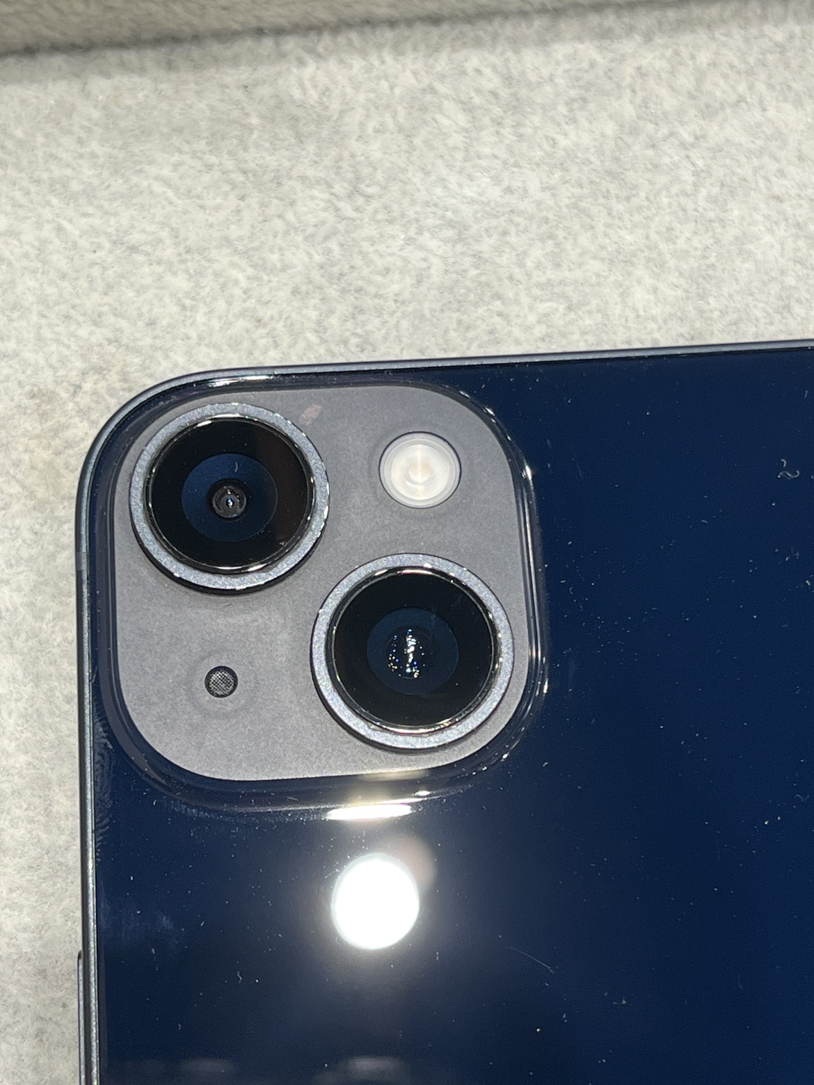 iPhone 14（アイフォン フォーティーン）のカメラレンズ割れ修理｜写真は撮れるけど放置は危険？
