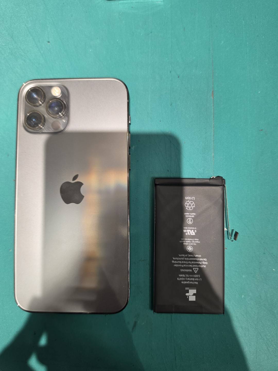 朝霞市、志木市、新座市で iPhone12 Pro のバッテリー交換ならスマホ修理工房北朝霞店までご相談ください！