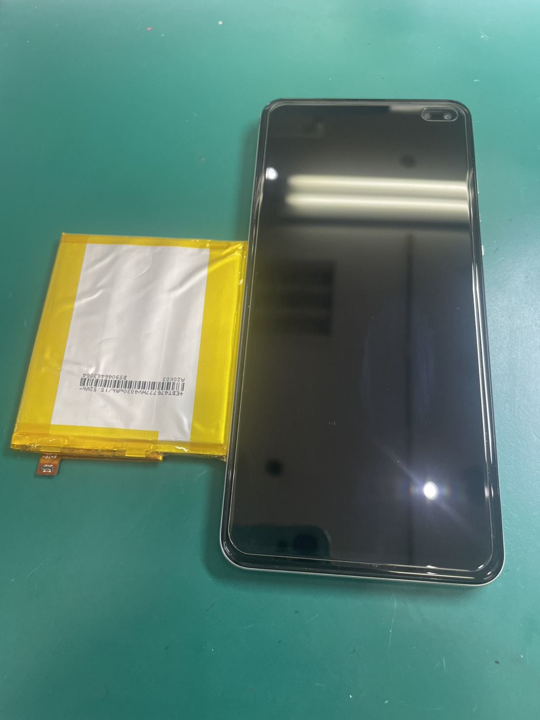 AQUOS sense4 Plus　バッテリー交換を行わせて頂きました！【スマホ修理工房三鷹店】