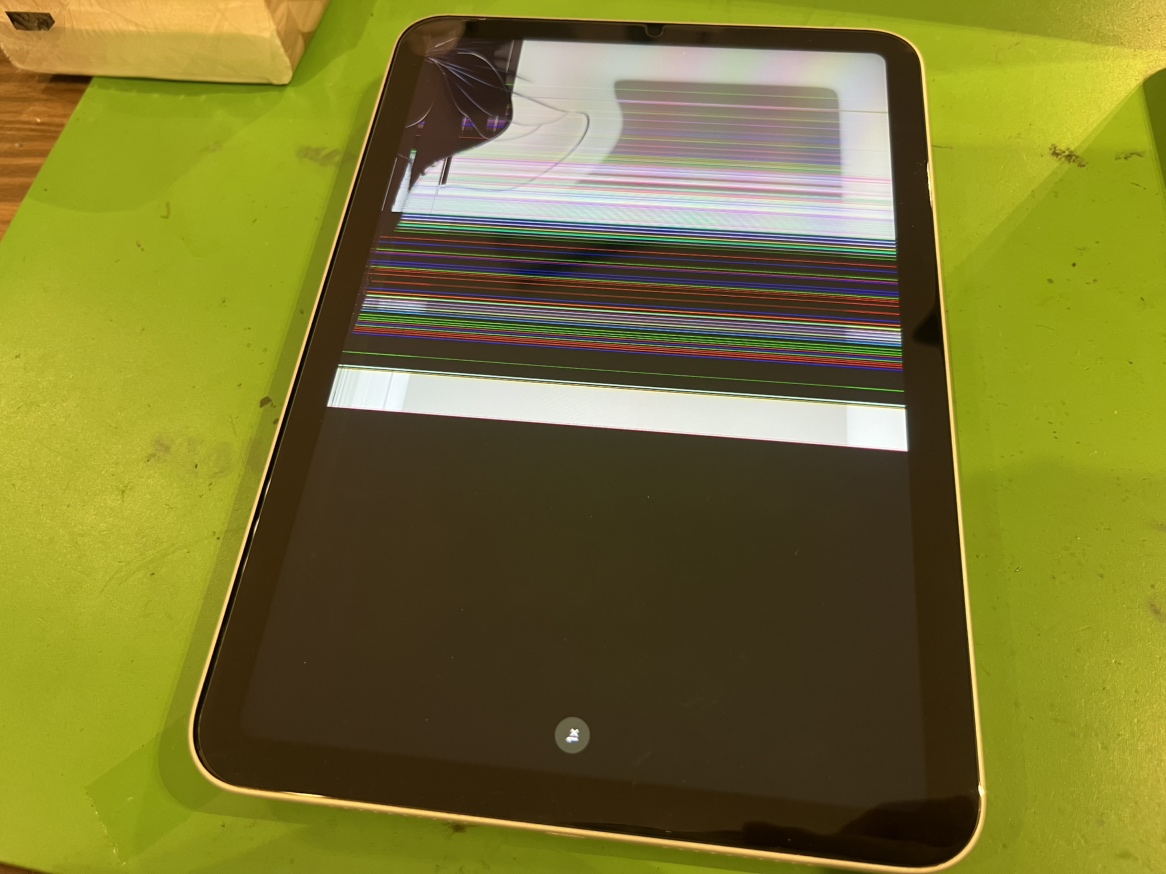 【iPad mini (第6世代)】画面故障・表示不良も即日解消！