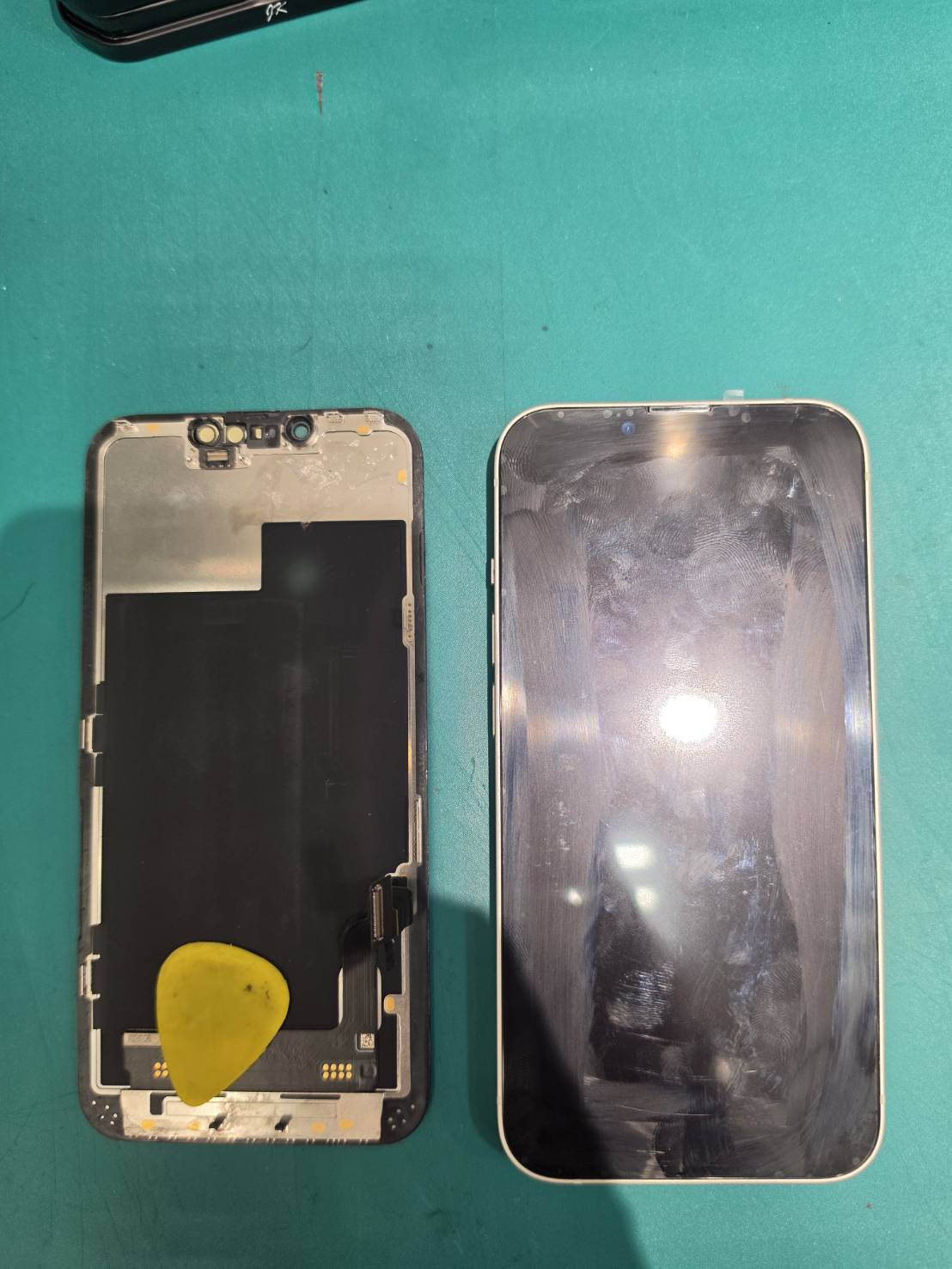 狭山市、川越市、入間市で iPhone13 のパネル交換ならスマホ修理工房新狭山店までご相談ください！