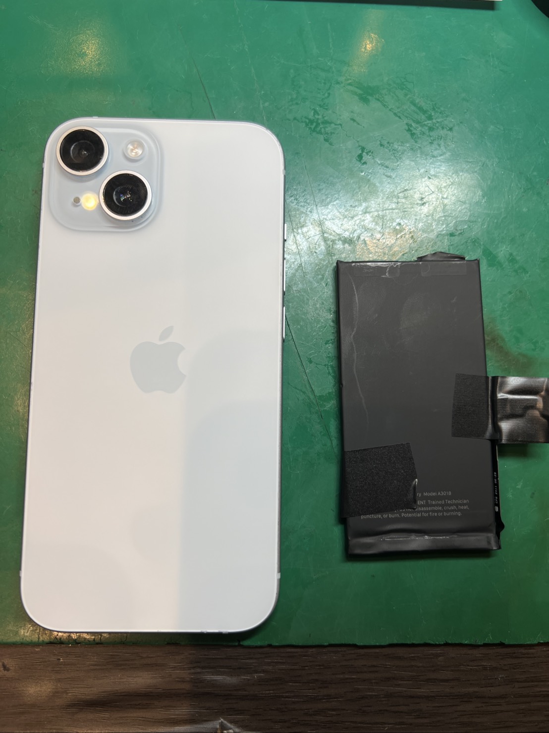 劣化してしまったiPhone15のバッテリー交換を行いました！【スマホ修理工房ミーツ国分寺店】