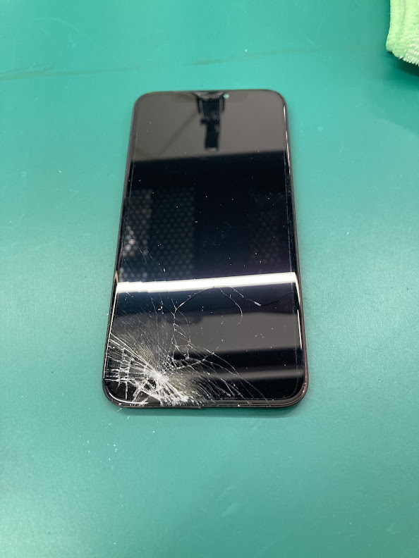 ちょっと待って！スマホの不調、買い替える前に一度ご相談を！