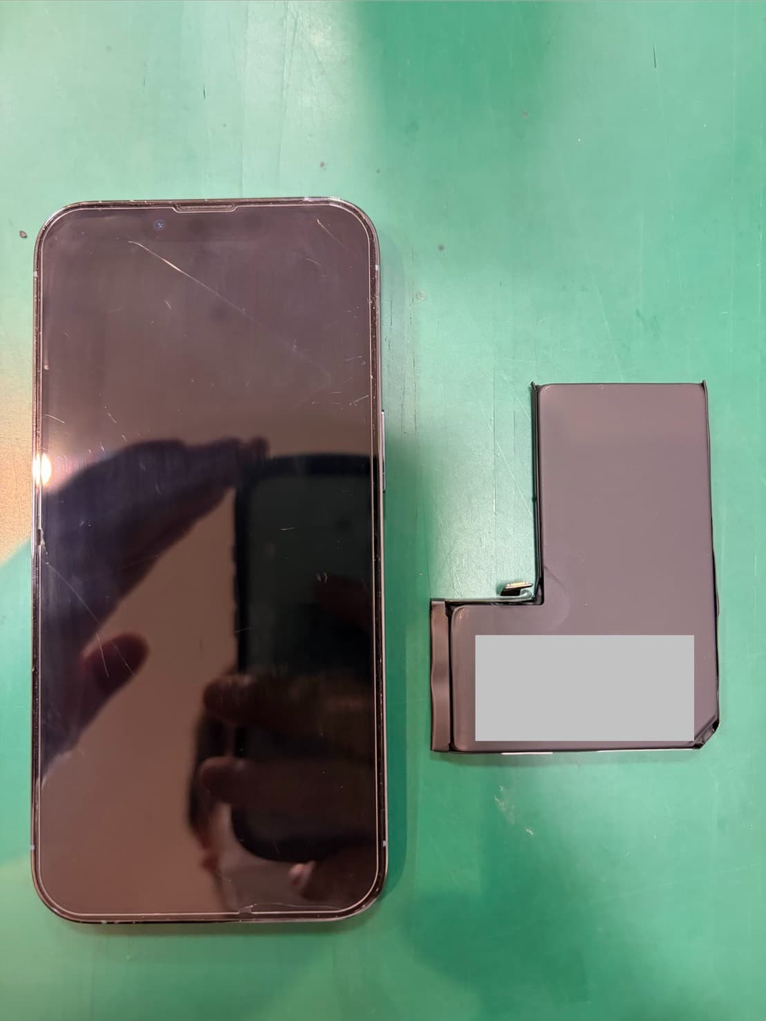 【iPhone13Pro】のバッテリー交換の修理を承りました-スマホ修理工房和光市駅北口店-