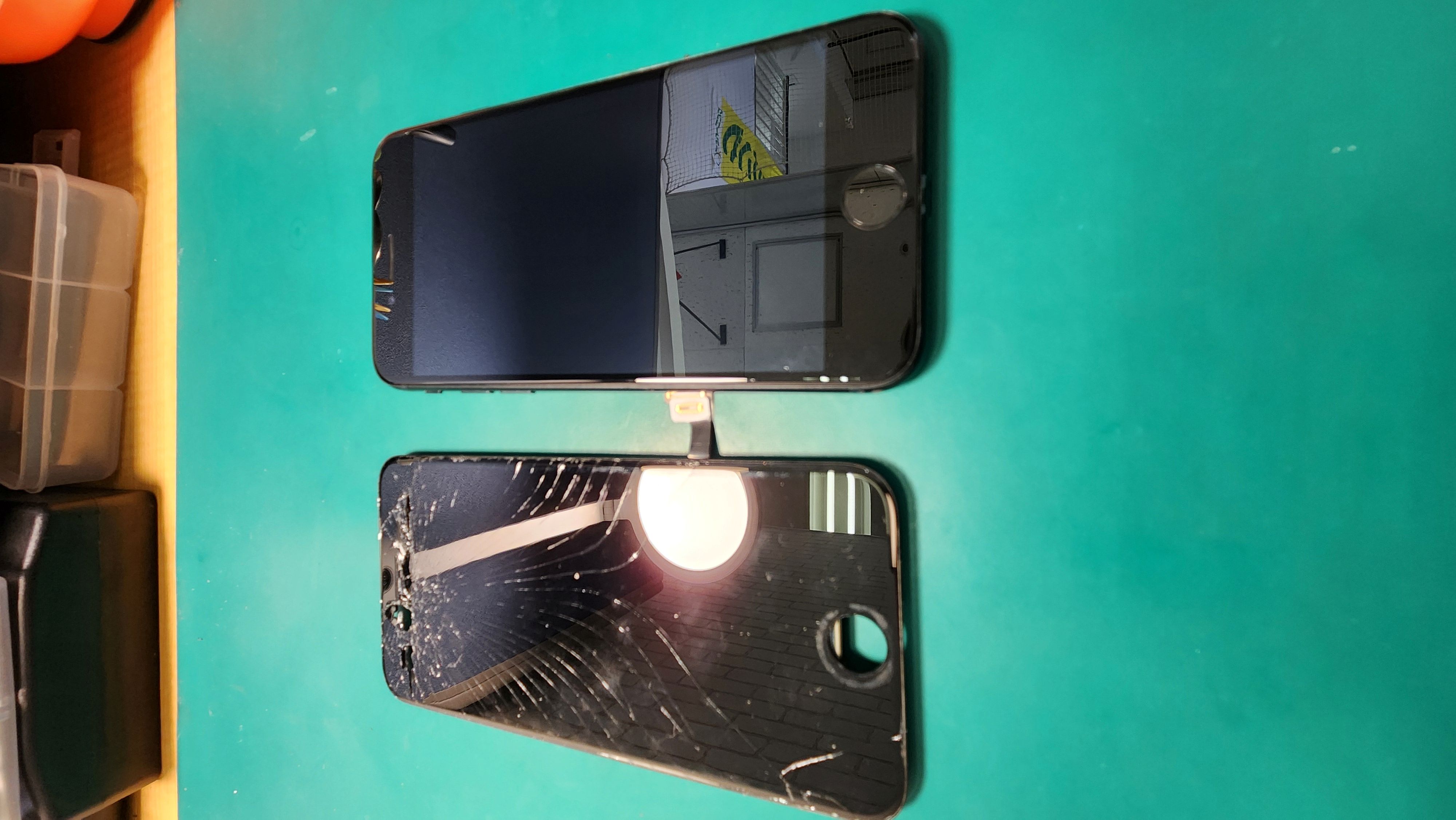 iPhone SE3の液晶画面の交換なら、「スマホ修理工房　札幌清田東光ストア真栄店」までご相談ください📱✨