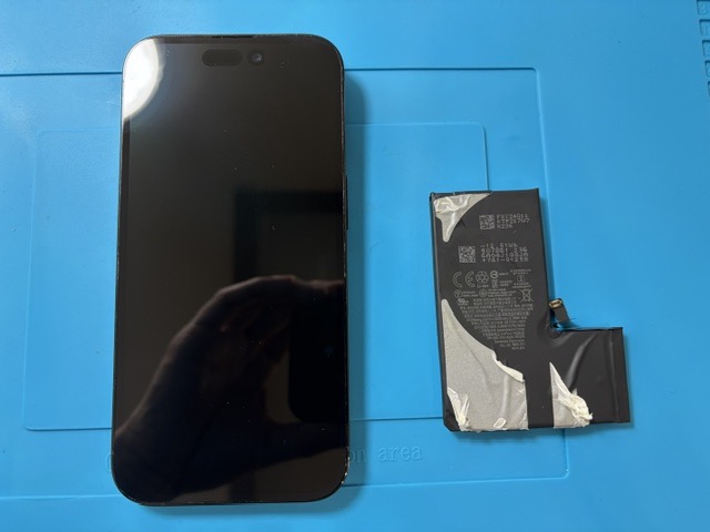 神戸市からお越しのお客様よりiPhone14Proのバッテリー交換をご依頼いただきました！