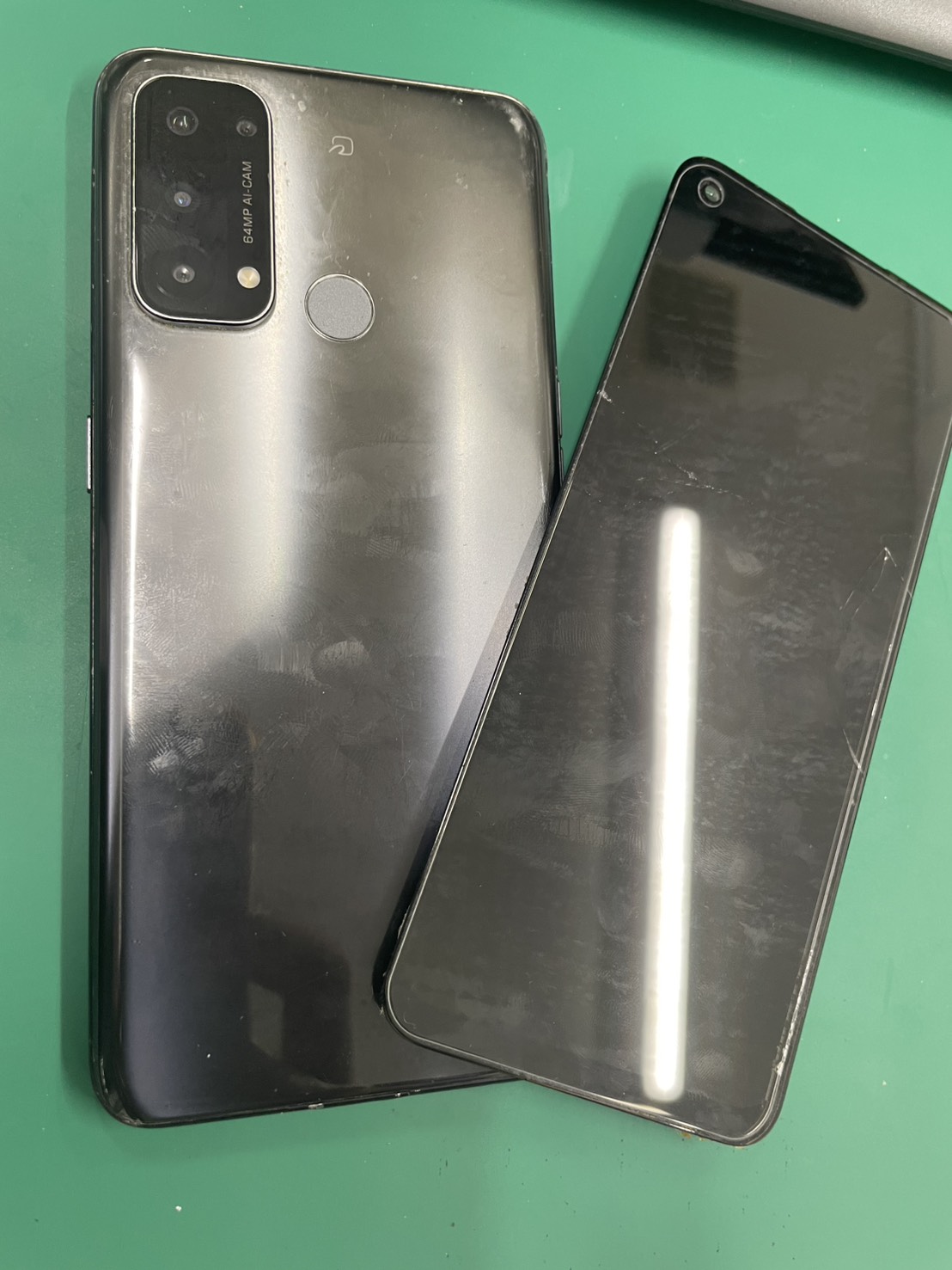 OPPO Reno5 Aの液晶交換の修理を承りました-スマホ修理工房北朝霞店-