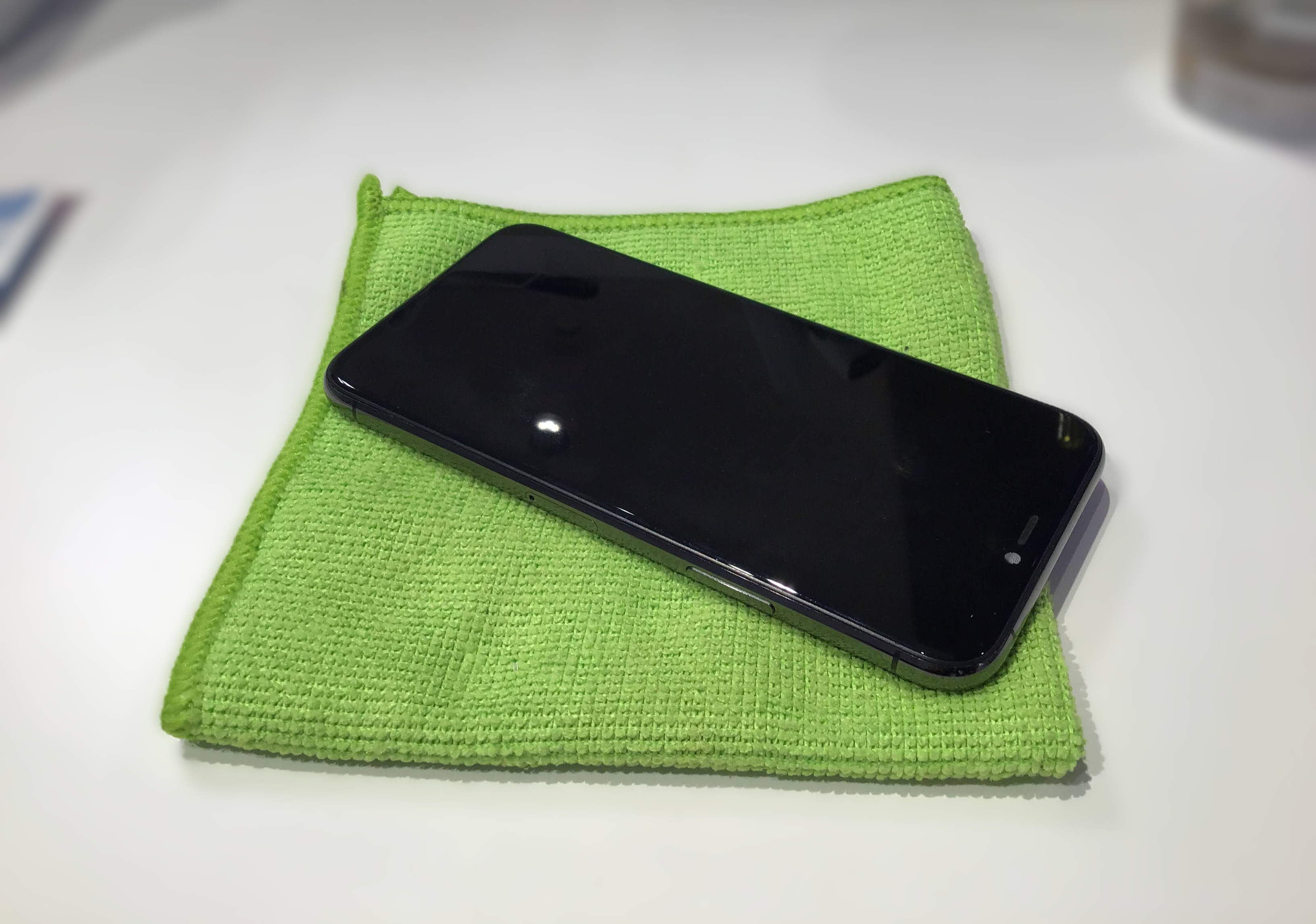 【iPhone11 Pro】水没復旧の作業を行いました｜スマホ修理工房 秋津店