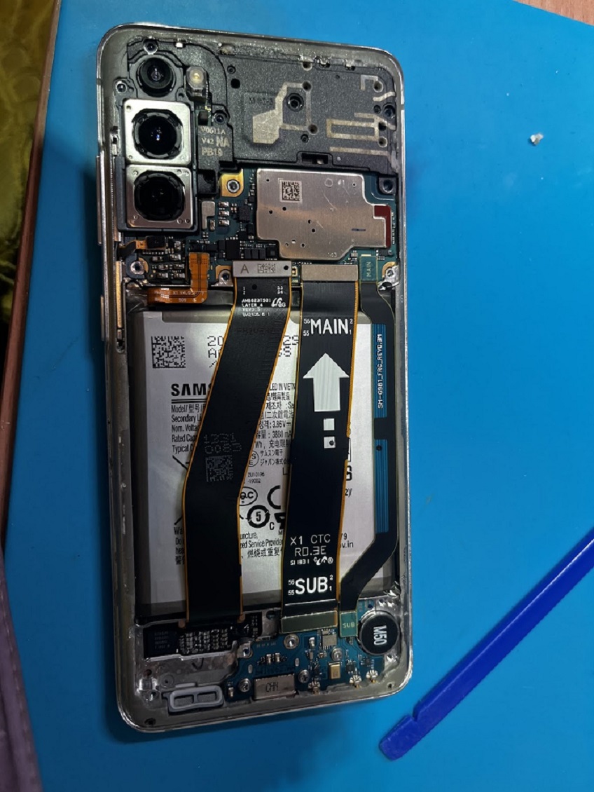GalaxyS20(ギャラクシーエス20)水没修理【スマホ修理工房札幌店】
