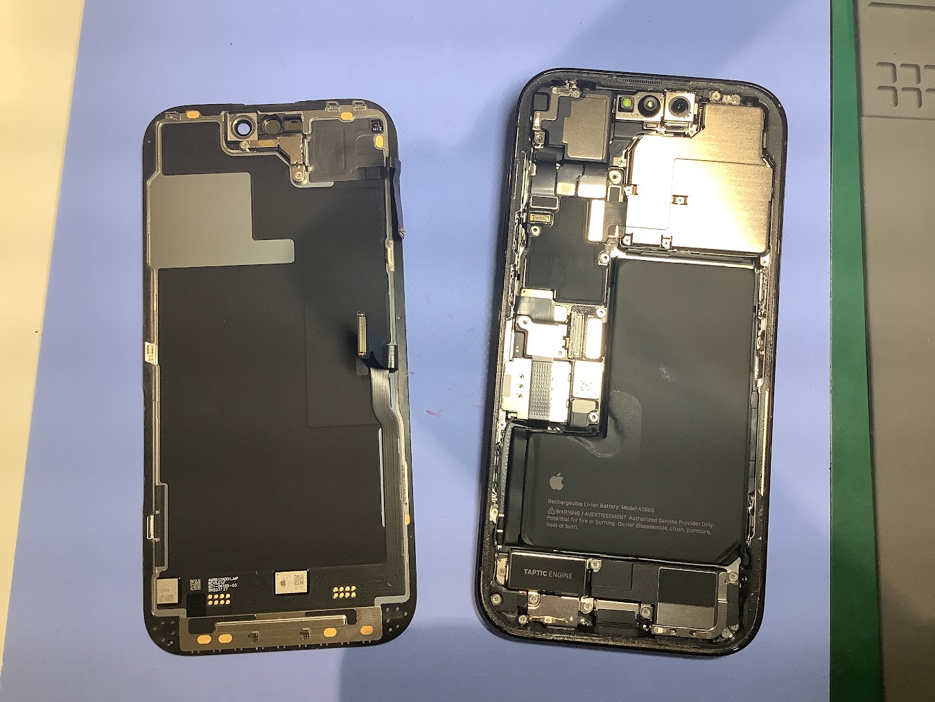 iPhone14Proのバッテリー交換ならデータをそのまま・最短即日修理のスマホ修理工房ラザウォーク甲斐双葉店へ！