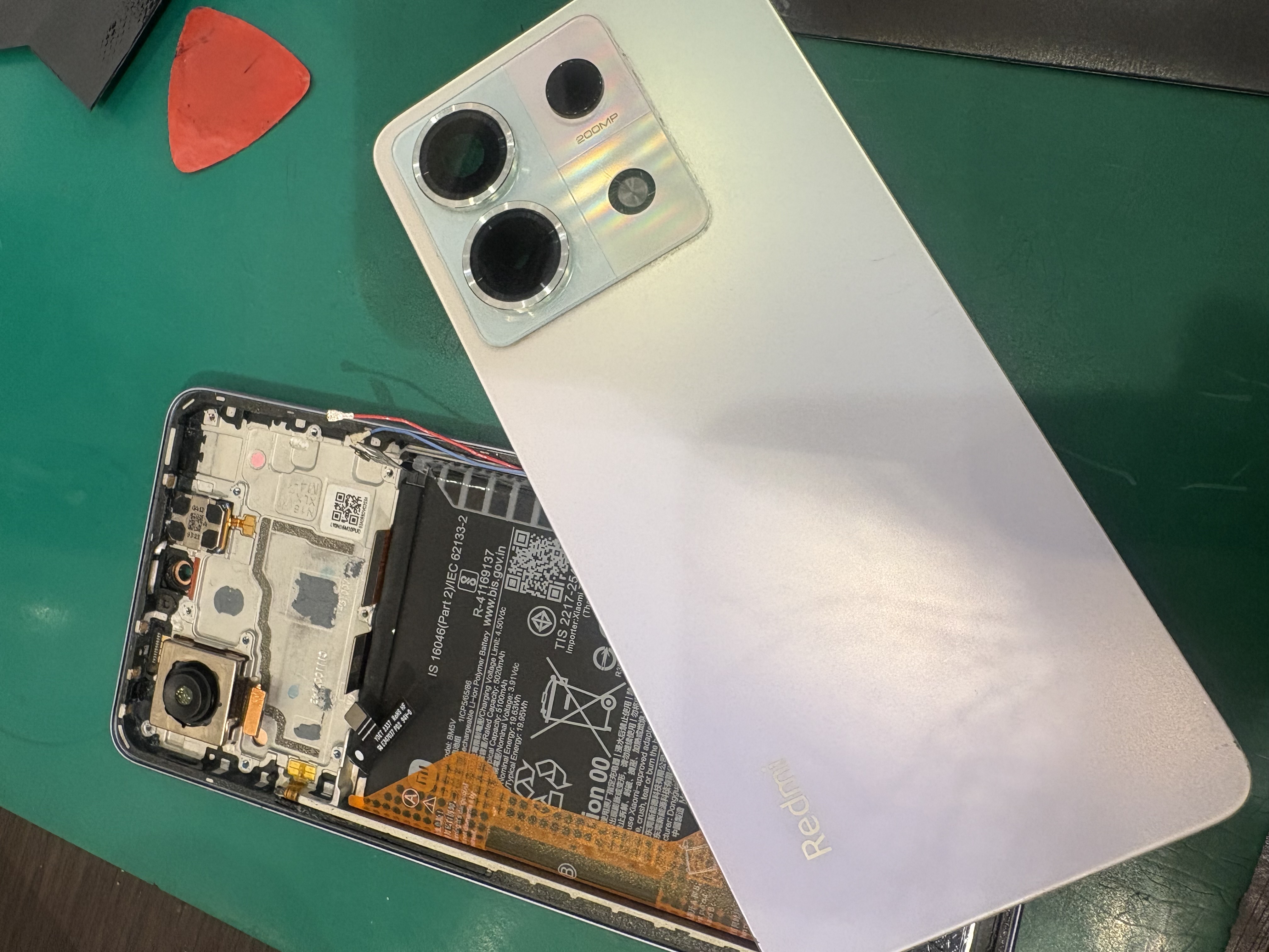水没して起動しなくなってしまった！Xiaomi Redmi note13proの水没洗浄！【スマホ修理工房新百合丘オーパ店】
