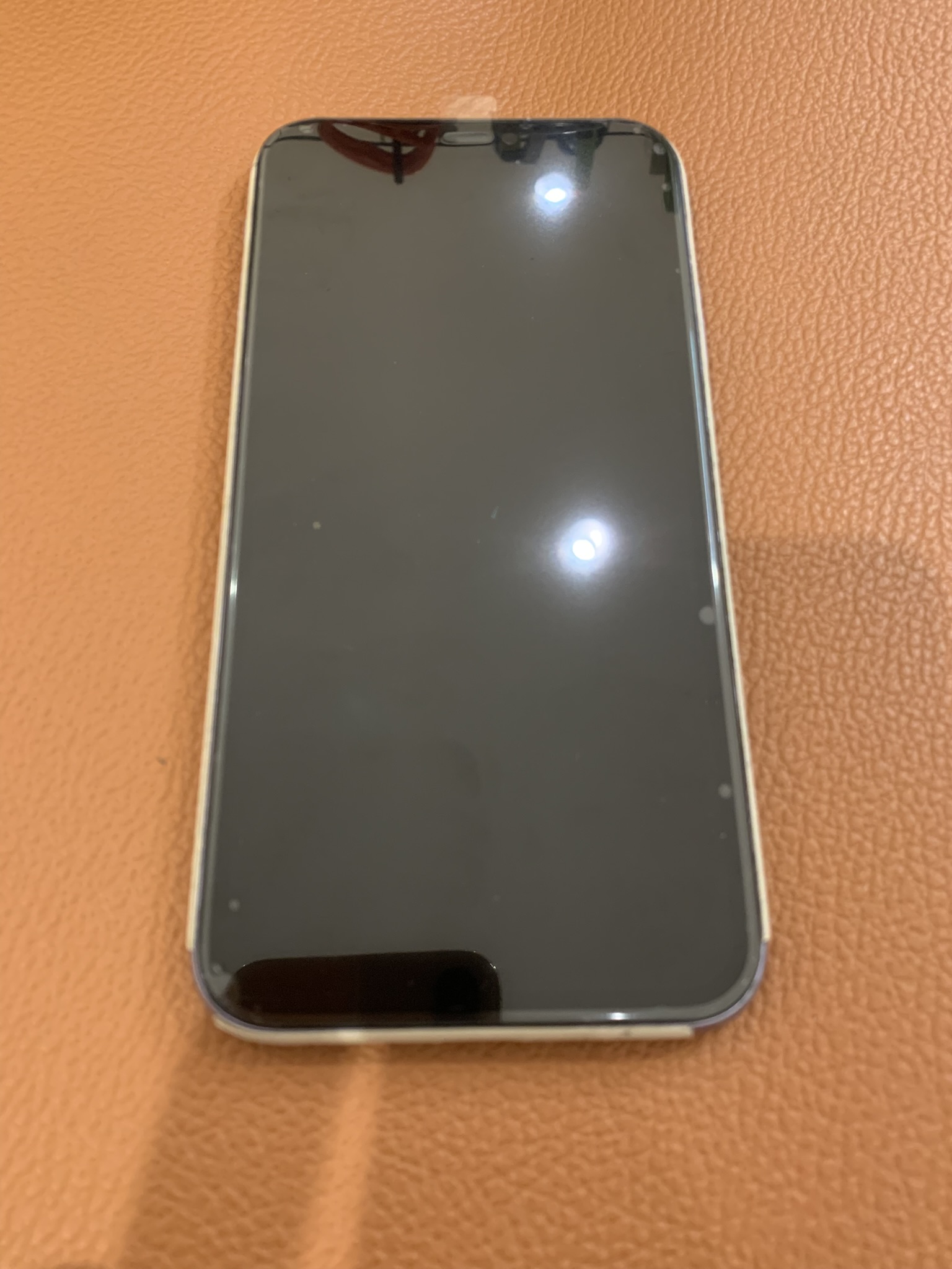 液晶が映らなくなってしまったiPhone11（アイフォン）画面交換を承りました